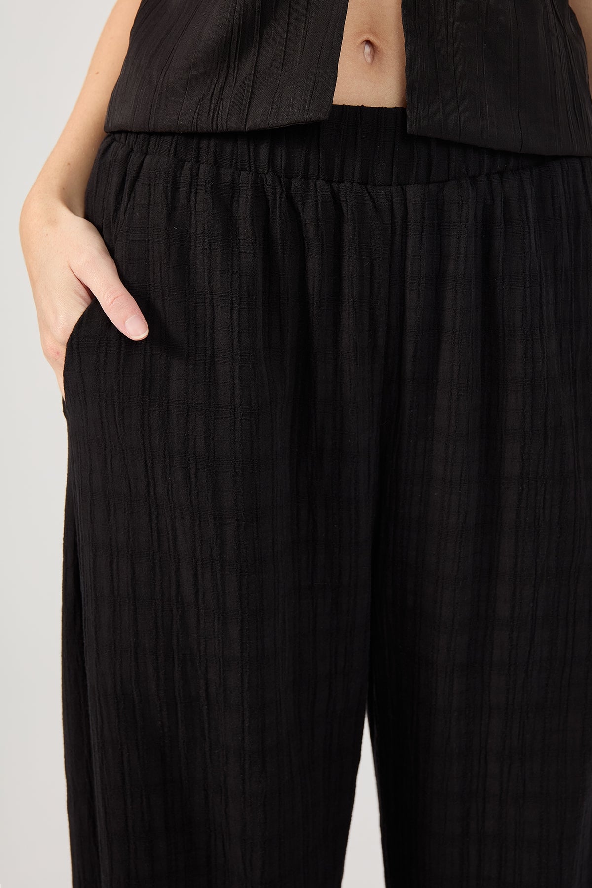 Perfect Stranger Beach Pant Black