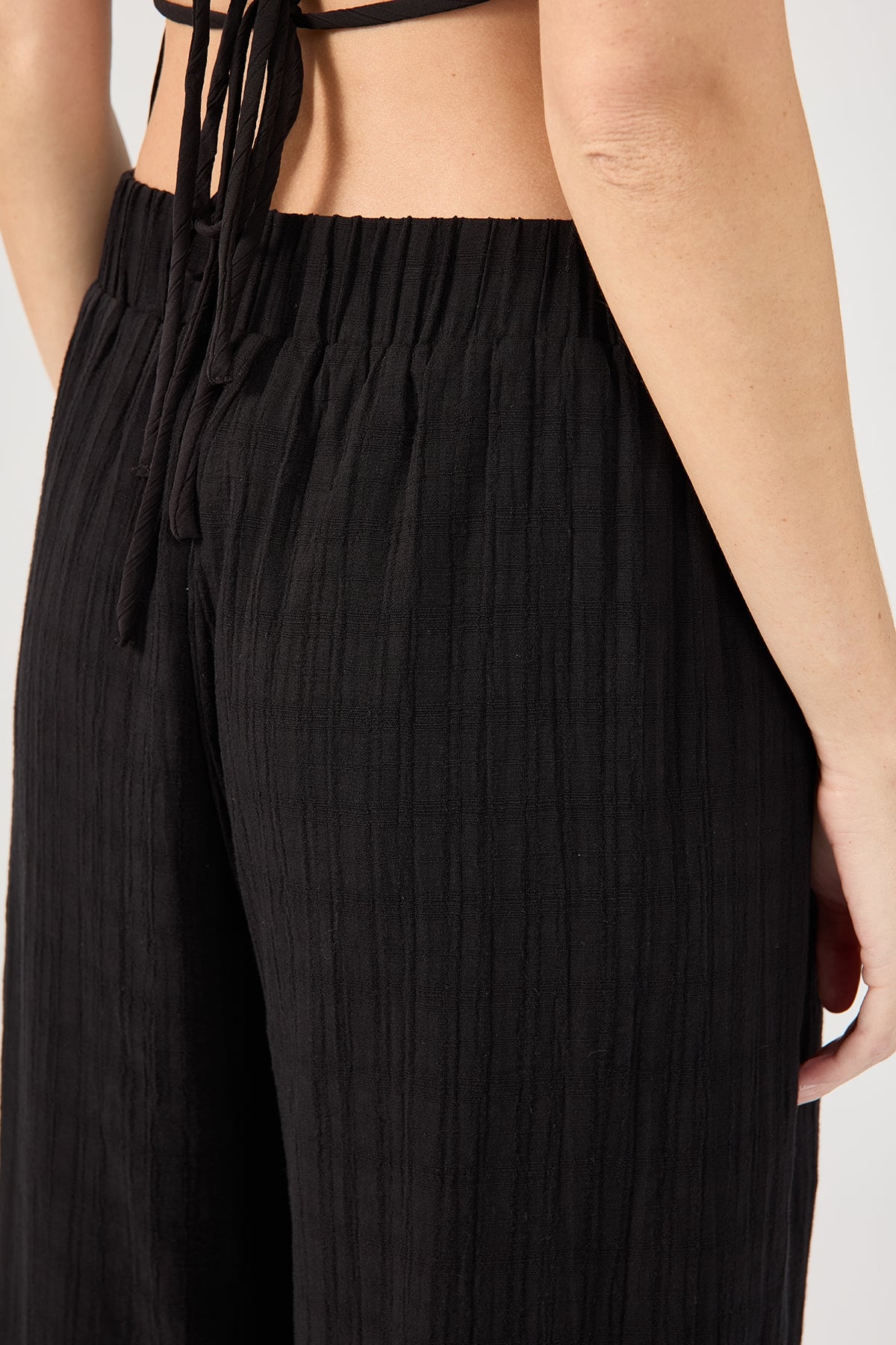 Perfect Stranger Beach Pant Black