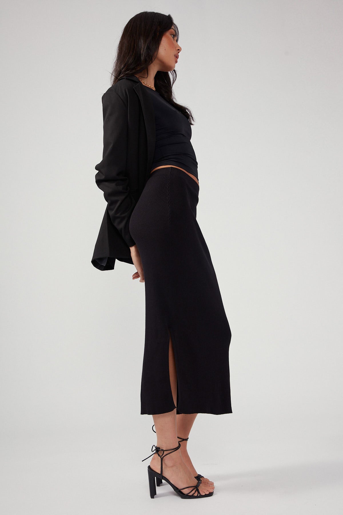 Perfect Stranger Drea Knitted Midi Skirt Black