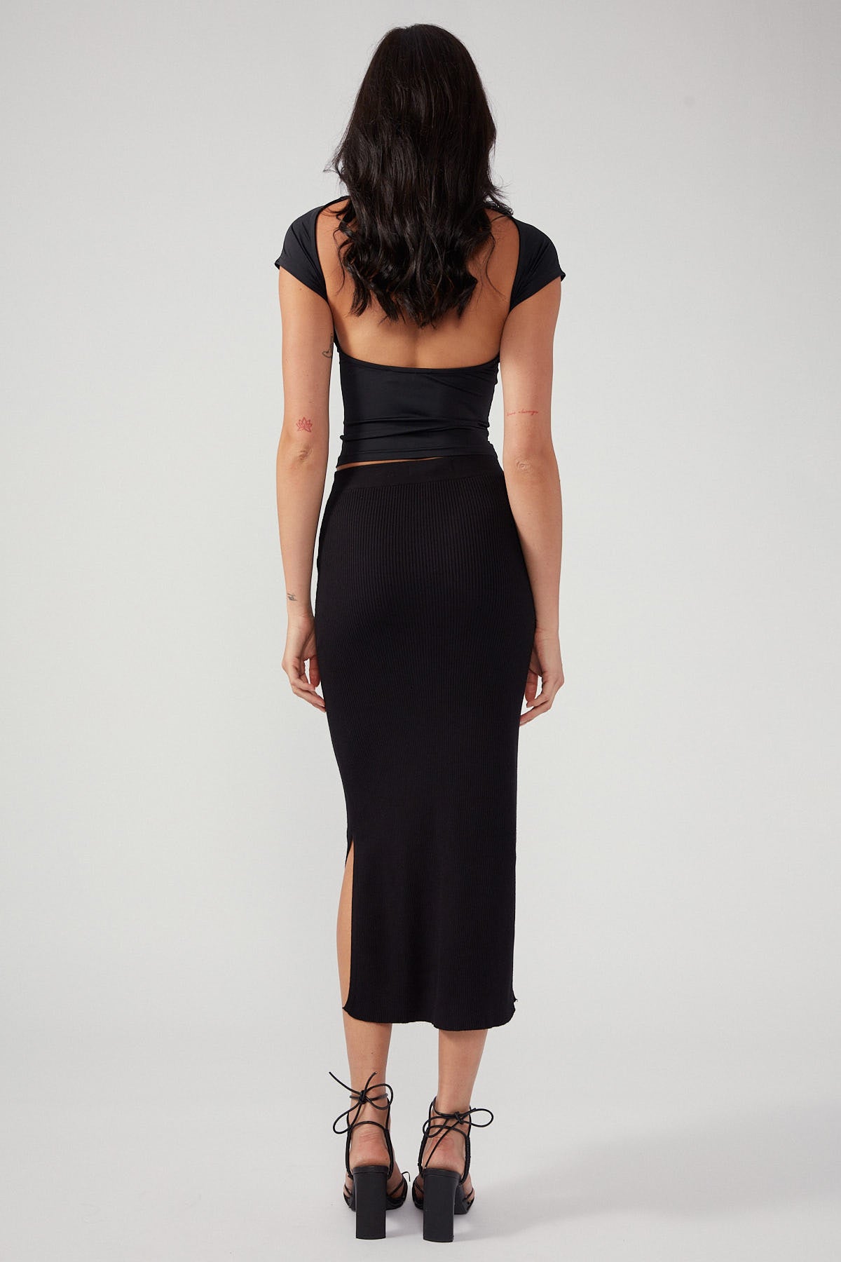 Perfect Stranger Drea Knitted Midi Skirt Black