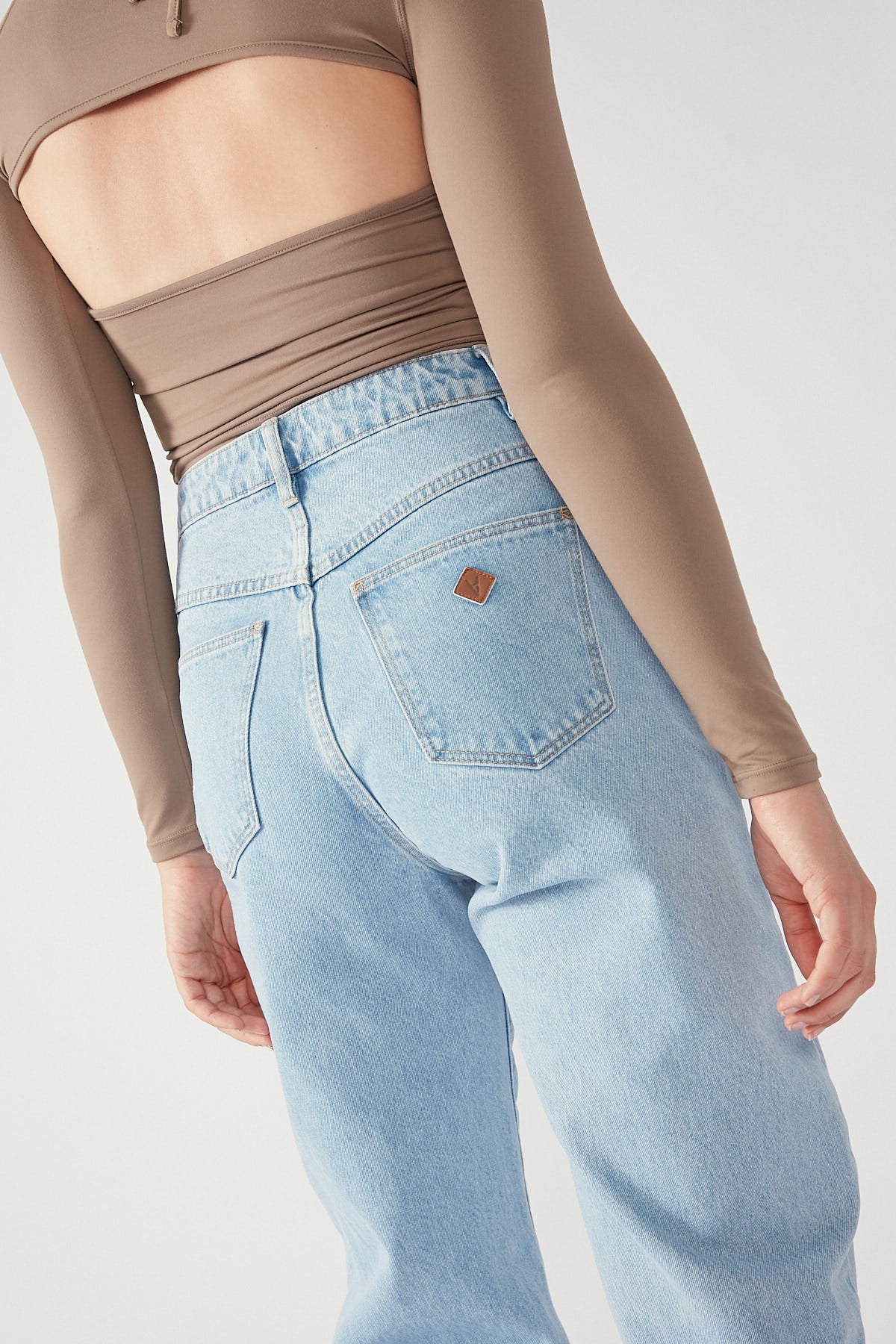 Abrand A Carrie Jean Walk Away