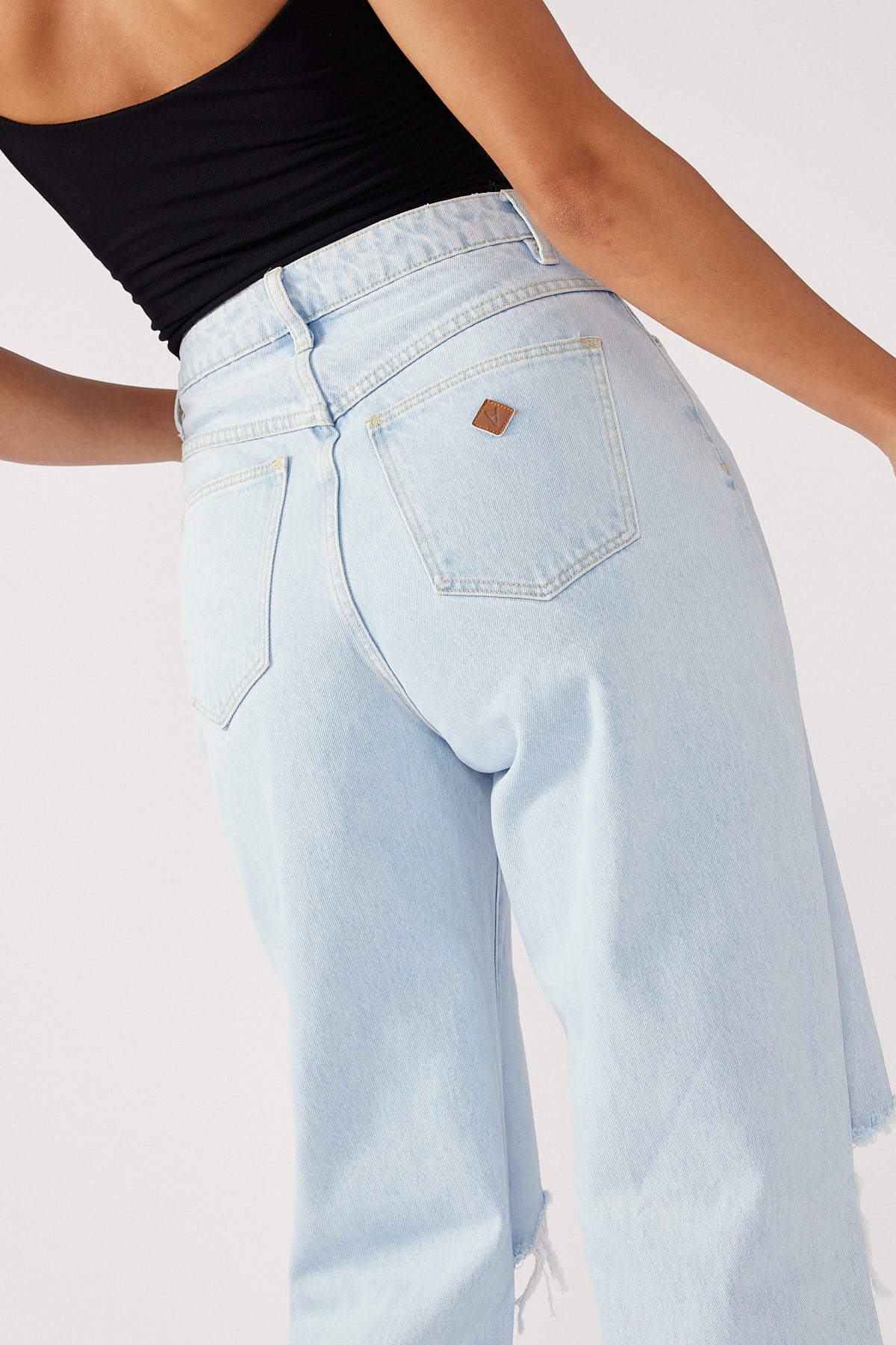 Abrand A Carrie Jean Bleached Stone Rip