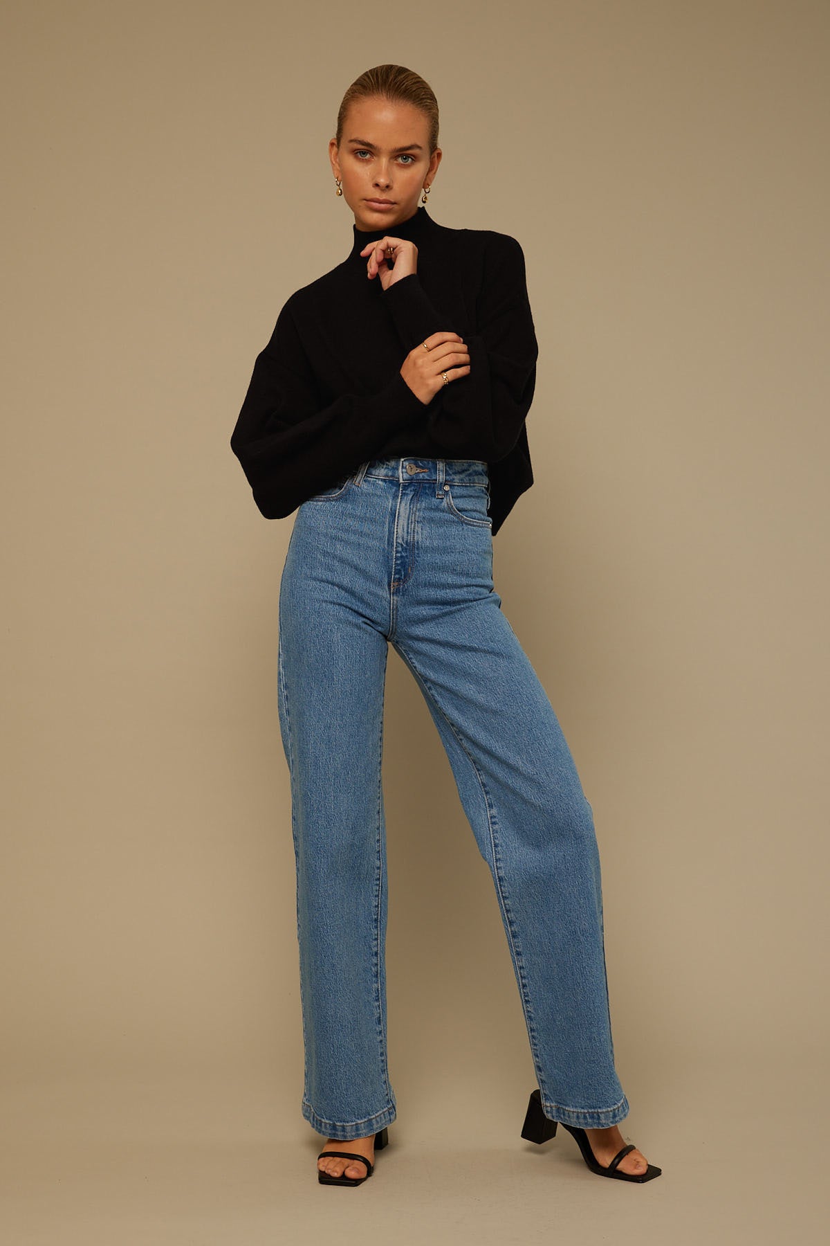 Perfect Stranger Miles Away Knit Black