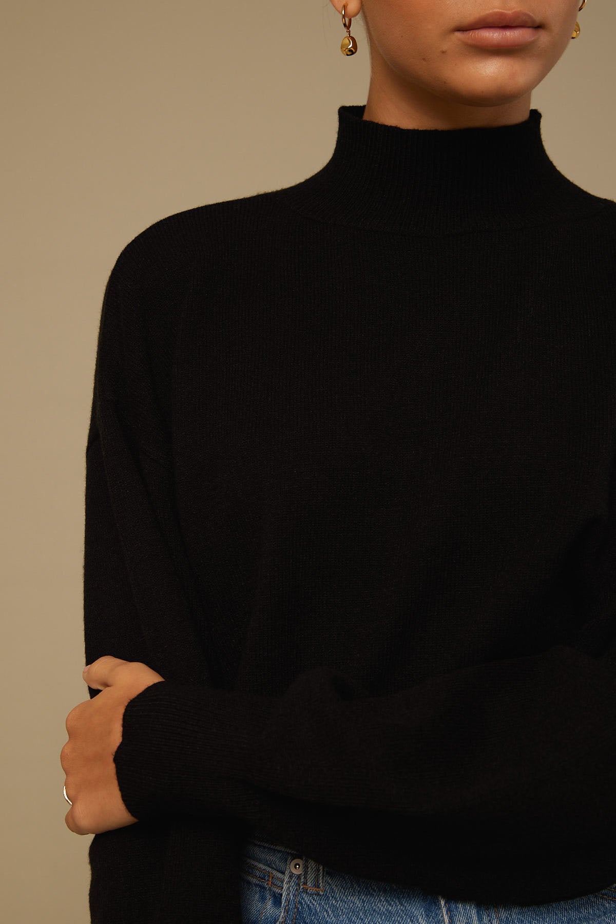 Perfect Stranger Miles Away Knit Black