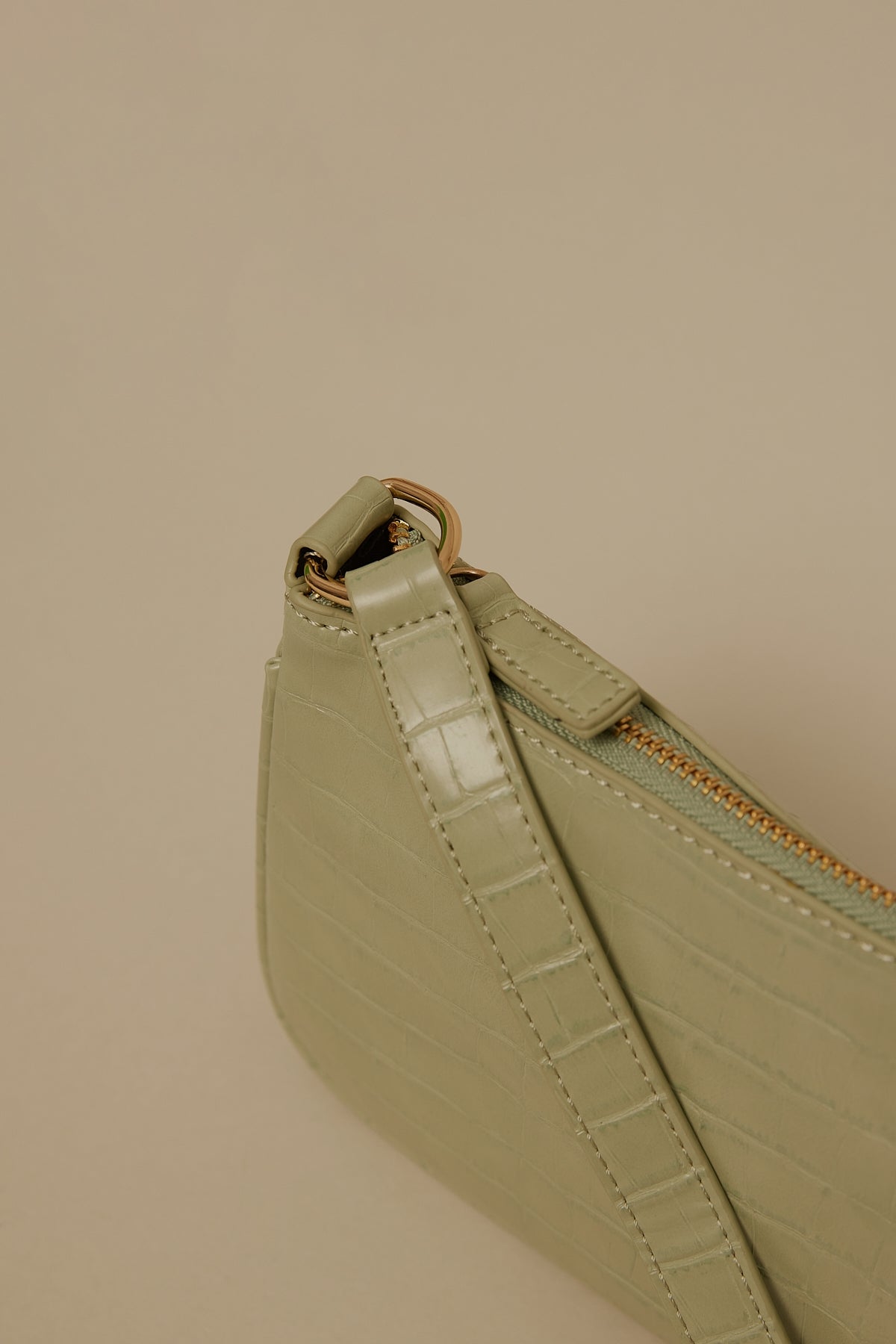 Token 90's Shoulder Bag Sage
