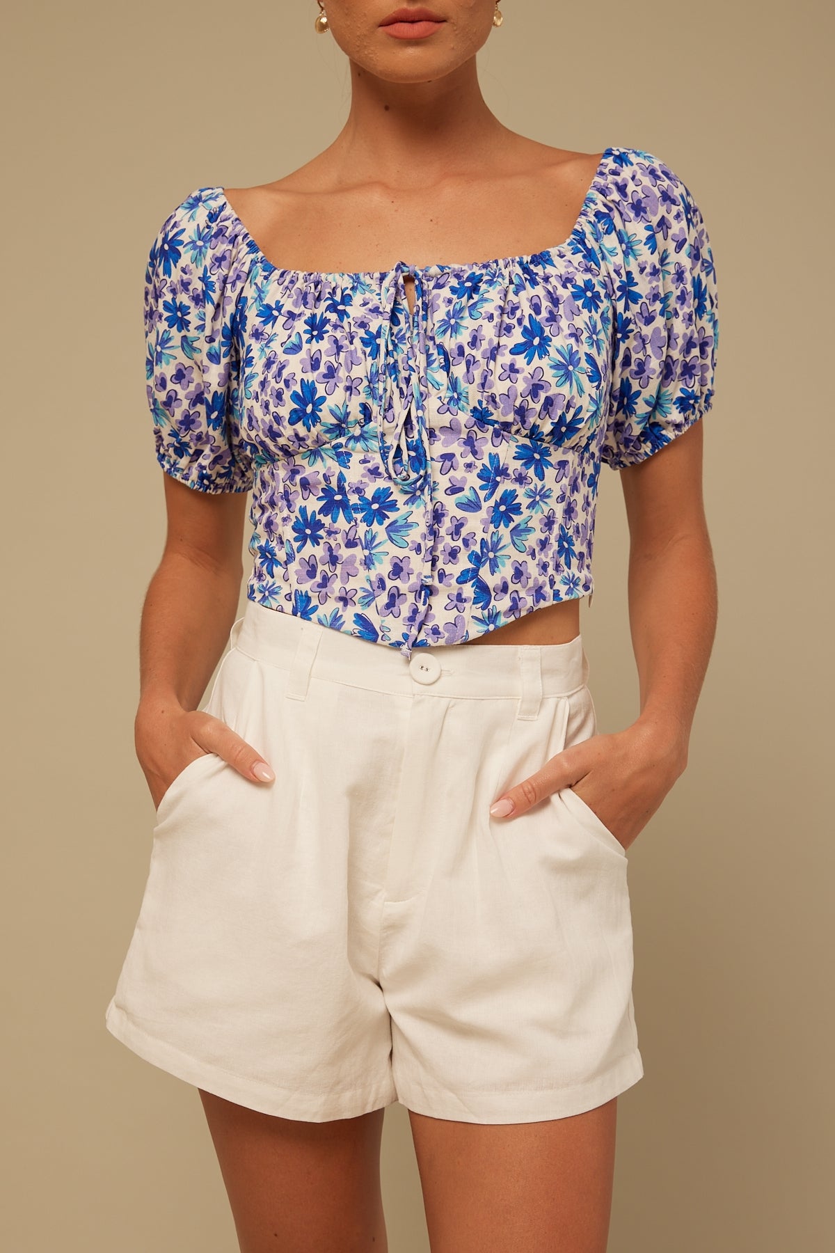 Perfect Stranger Taylor short White