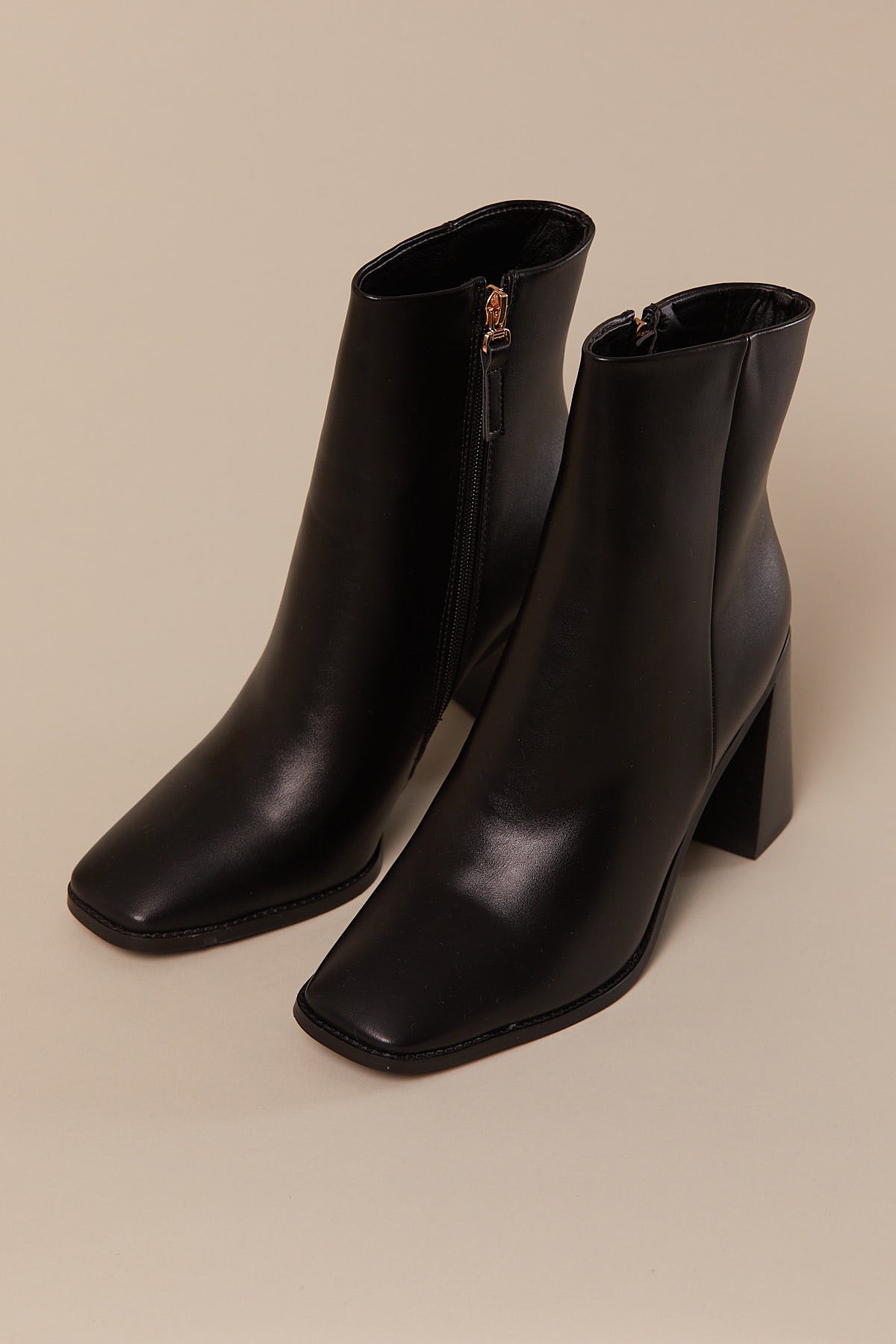 Billini Scorpio Black