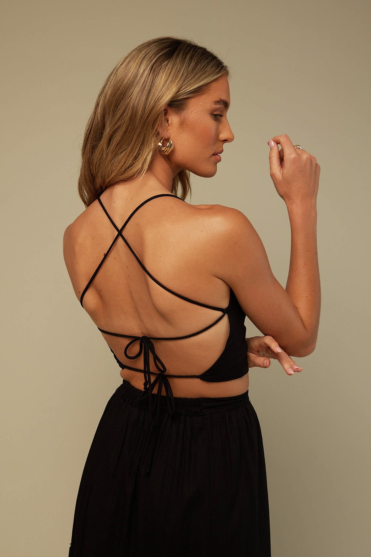Perfect Stranger Ariana Linen Crop Top Black