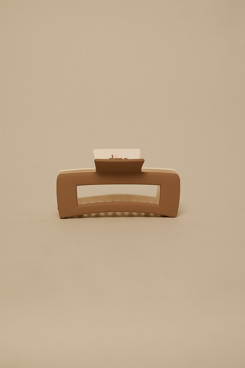 Token Contrast Hair Claw Brown/White