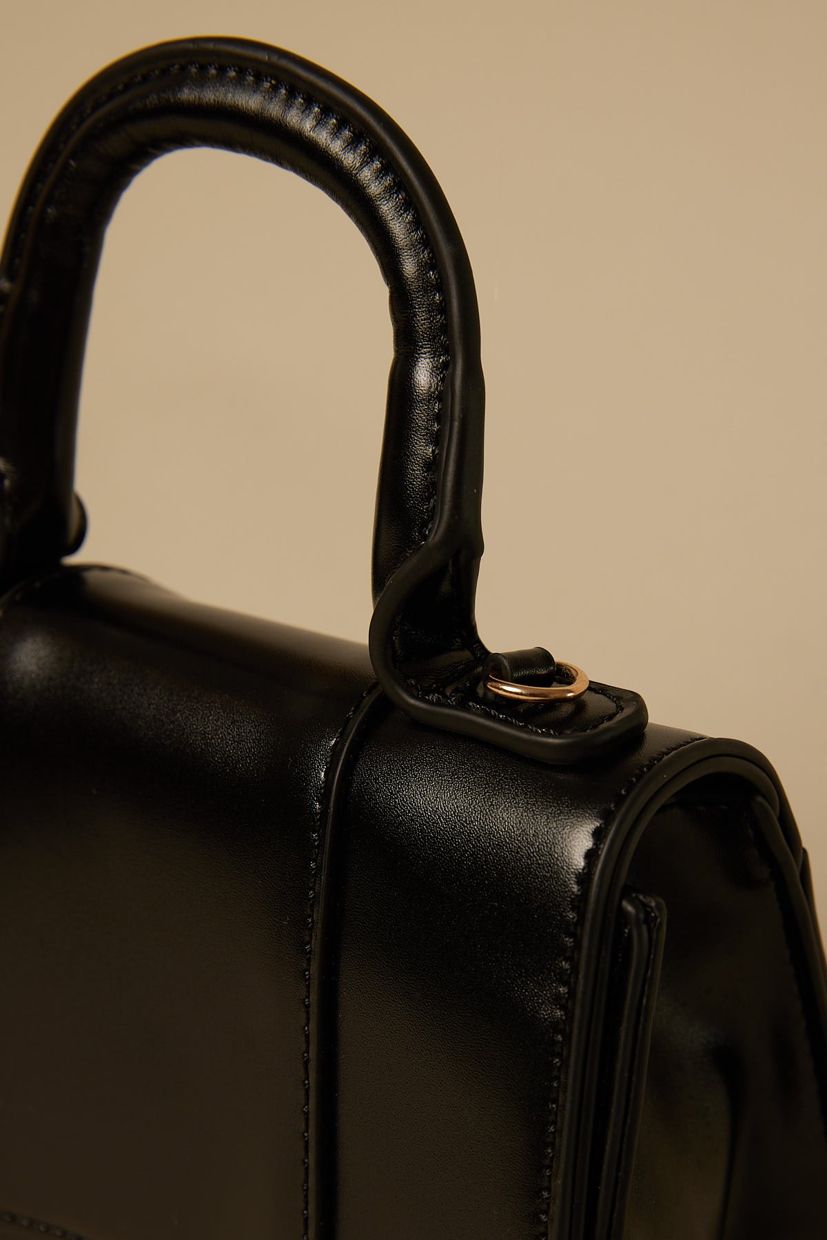 Token Curved Flap Shoulder Bag Black