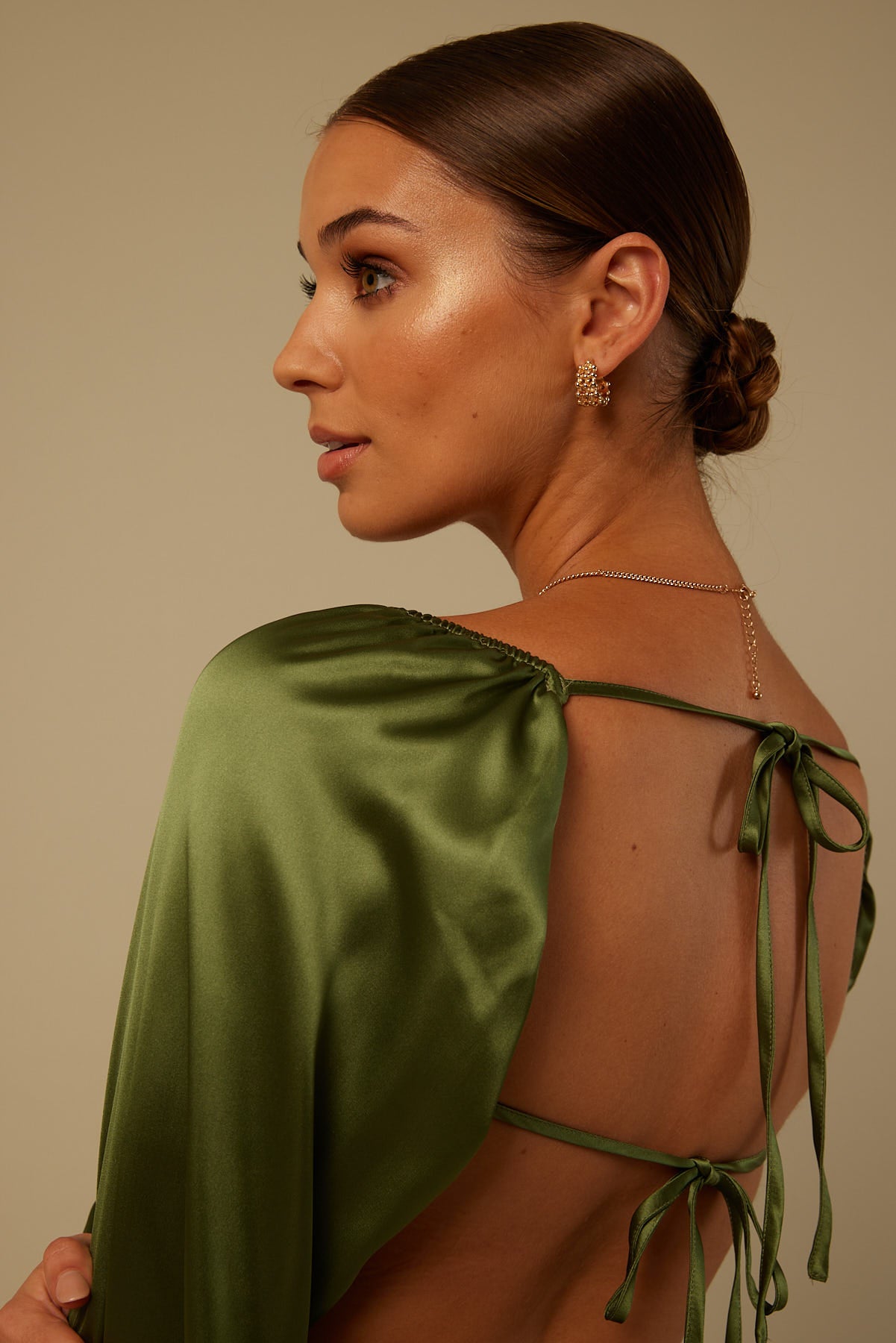 Perfect Stranger Stari Tie Back Cowl Top Green