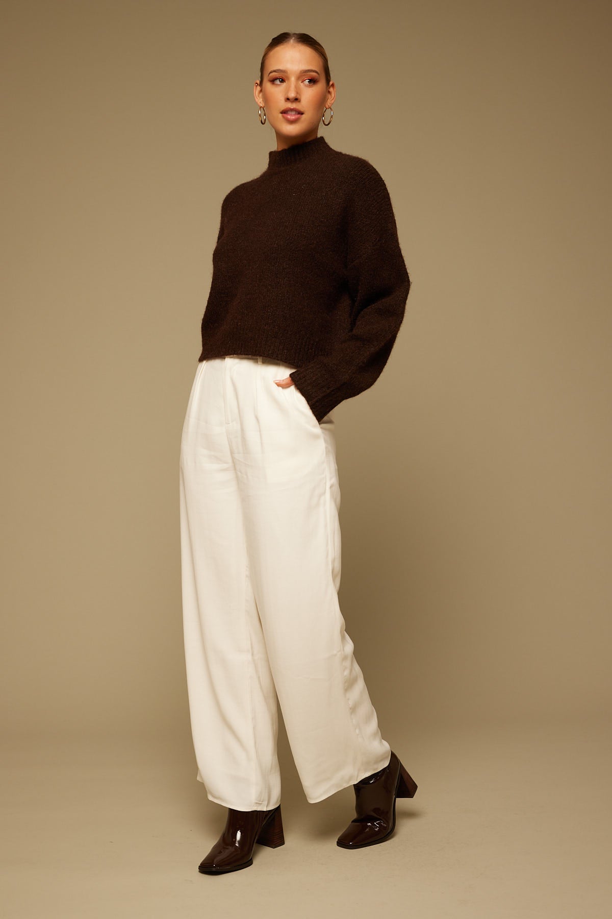 Perfect Stranger Ollie Mid Rise Tailored Pant White