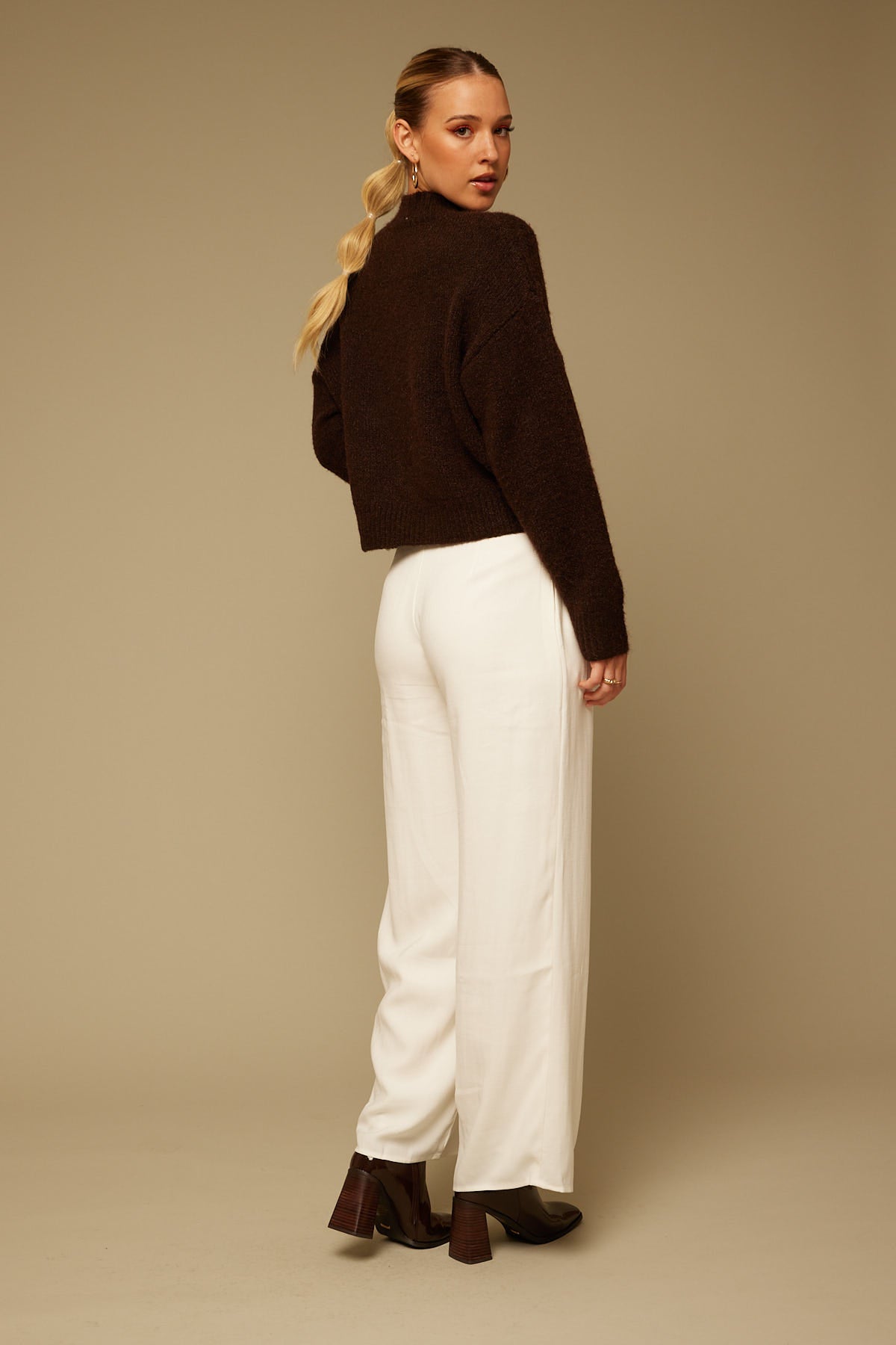 Perfect Stranger Ollie Mid Rise Tailored Pant White