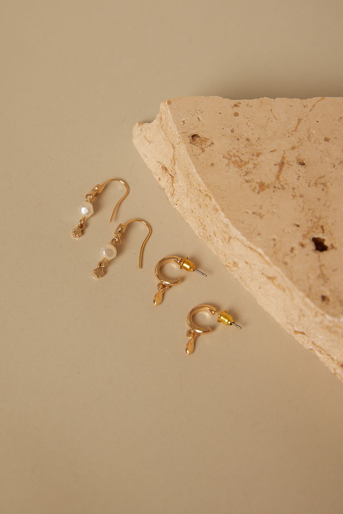 Token Ocean Galaxy Earring Pack Gold