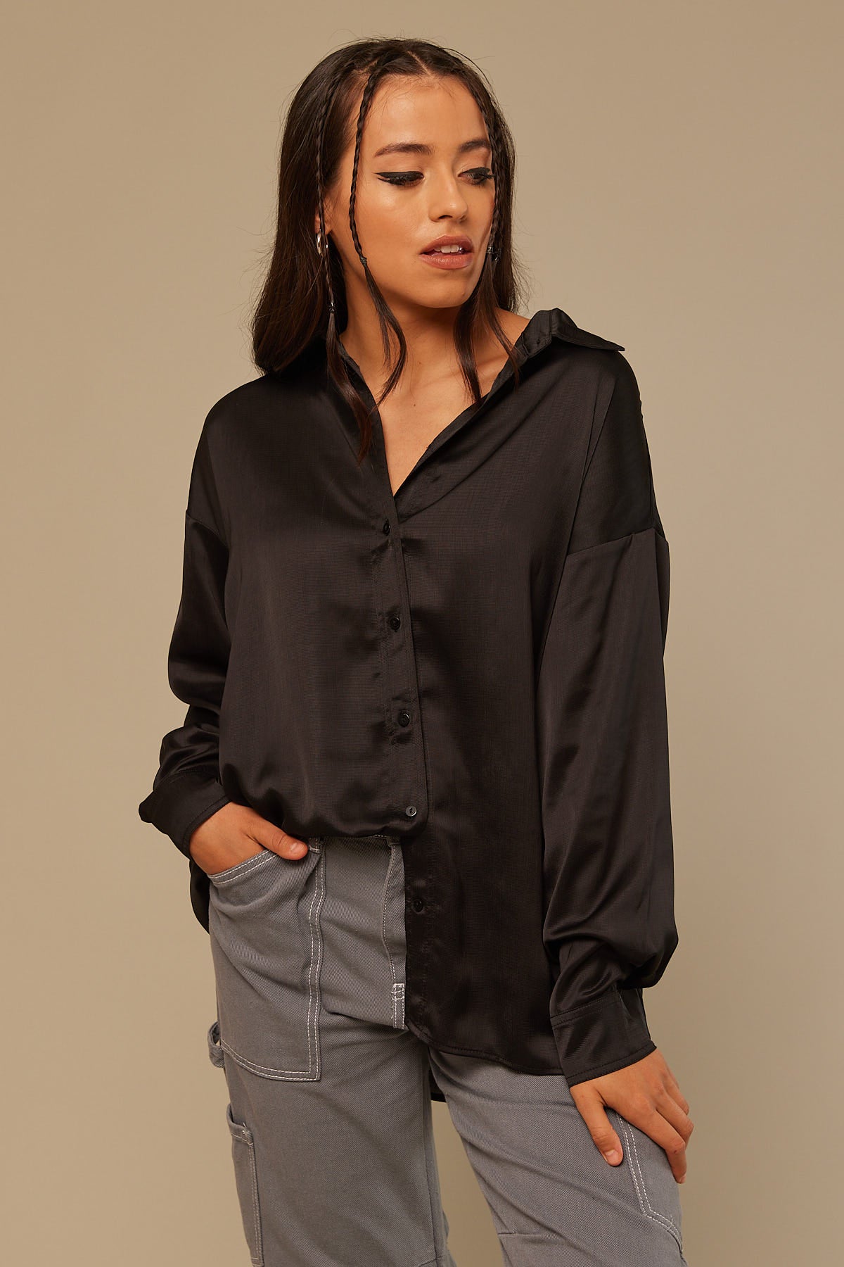 Perfect Stranger Satin Oversized shirt Black