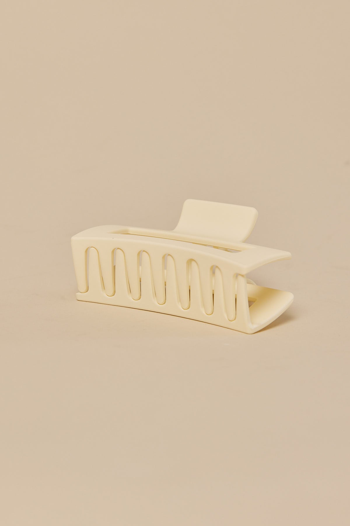 Token Always Me Hair Claw Cream