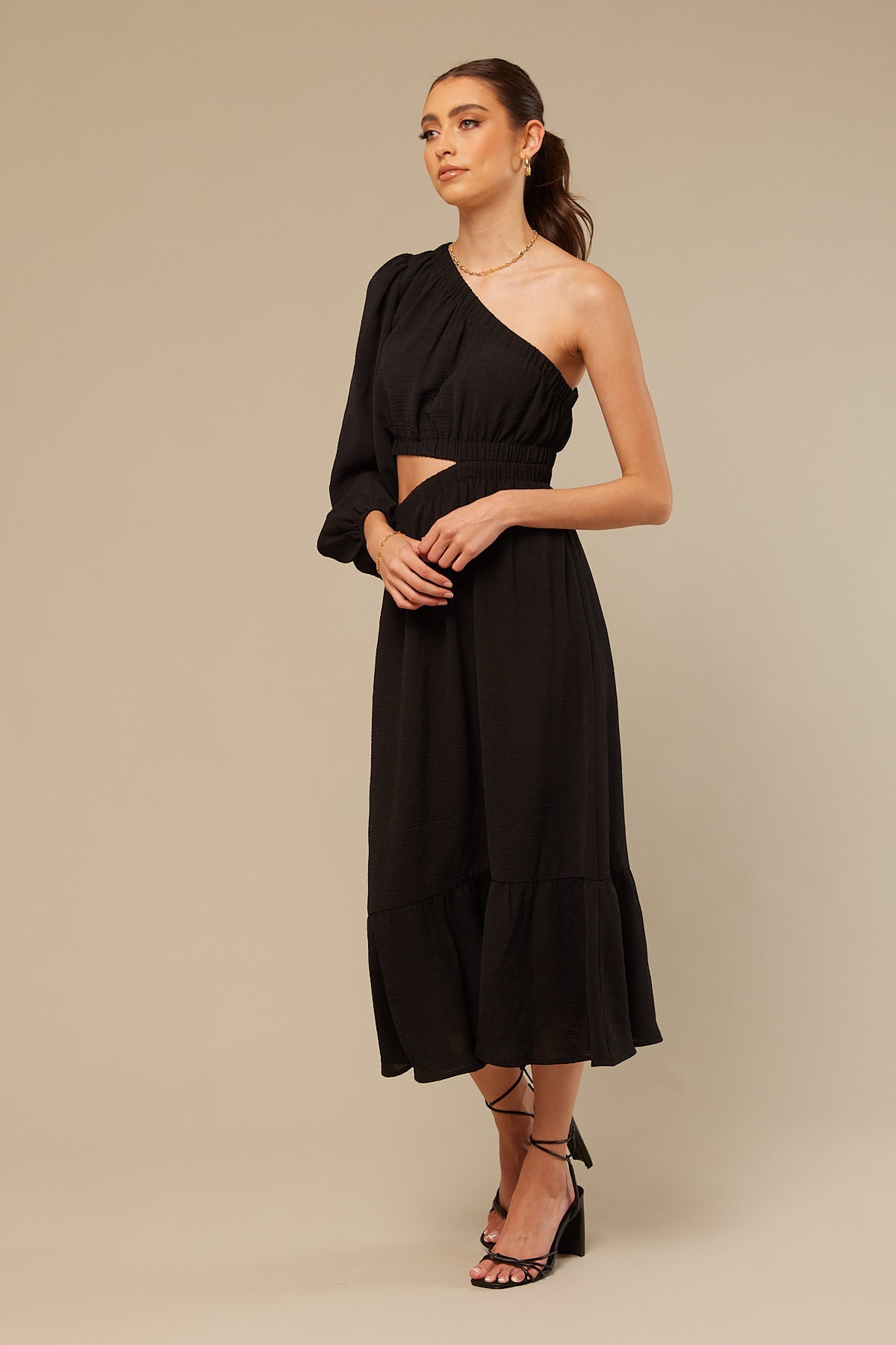 Perfect Stranger Bella One Shoulder Midi Dress Black
