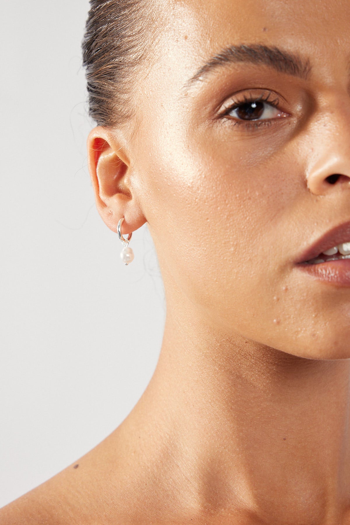 Perfect Stranger Pearl 6 Piece Silver Plated Stud Pack Silver