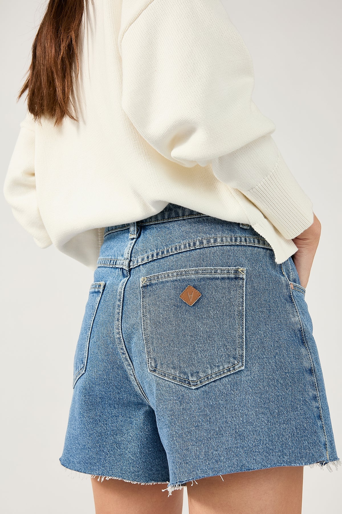 Abrand A Venice Short Chantelle Organic