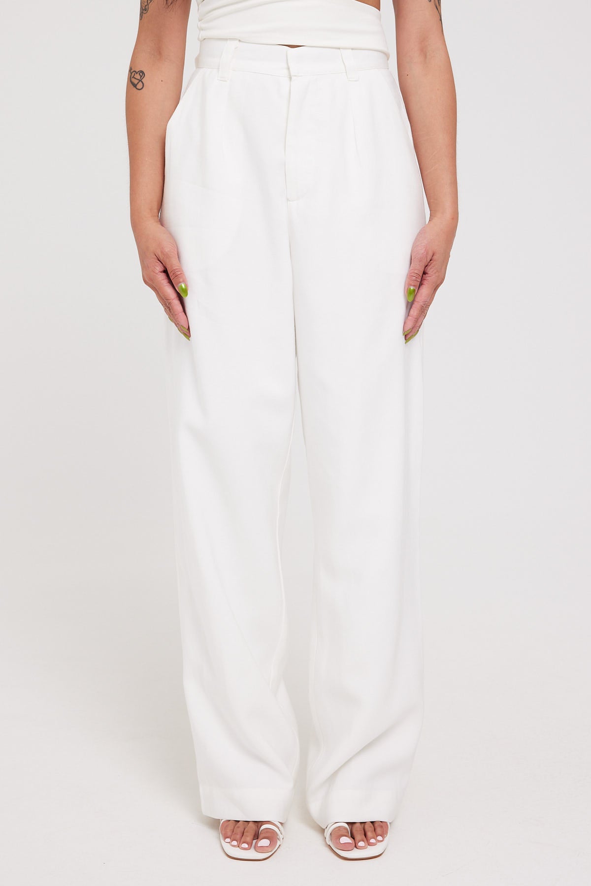 Perfect Stranger Stay With Me Petite Pant White