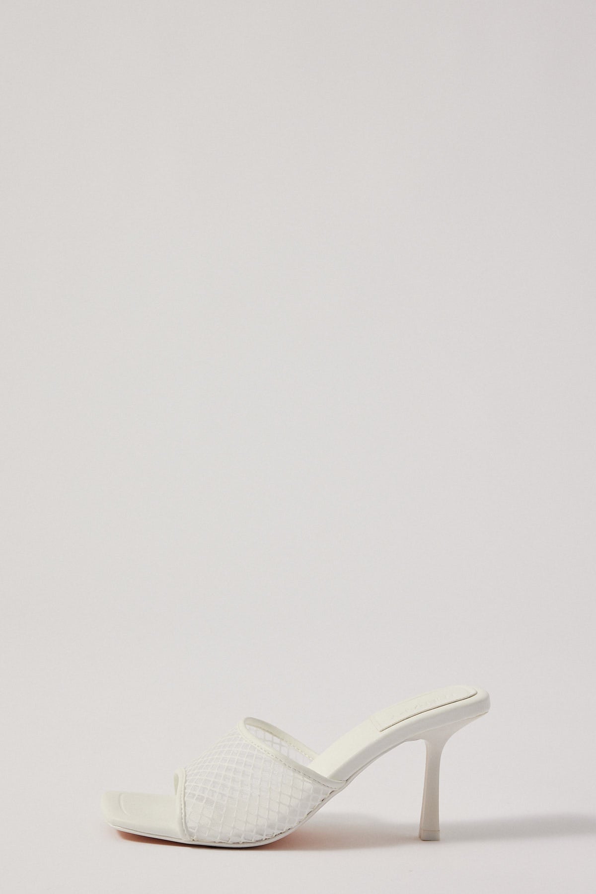 Therapy Drama White