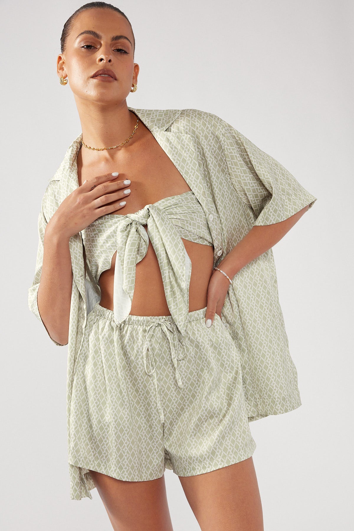 Perfect Stranger Sereno Printed Short Green Print