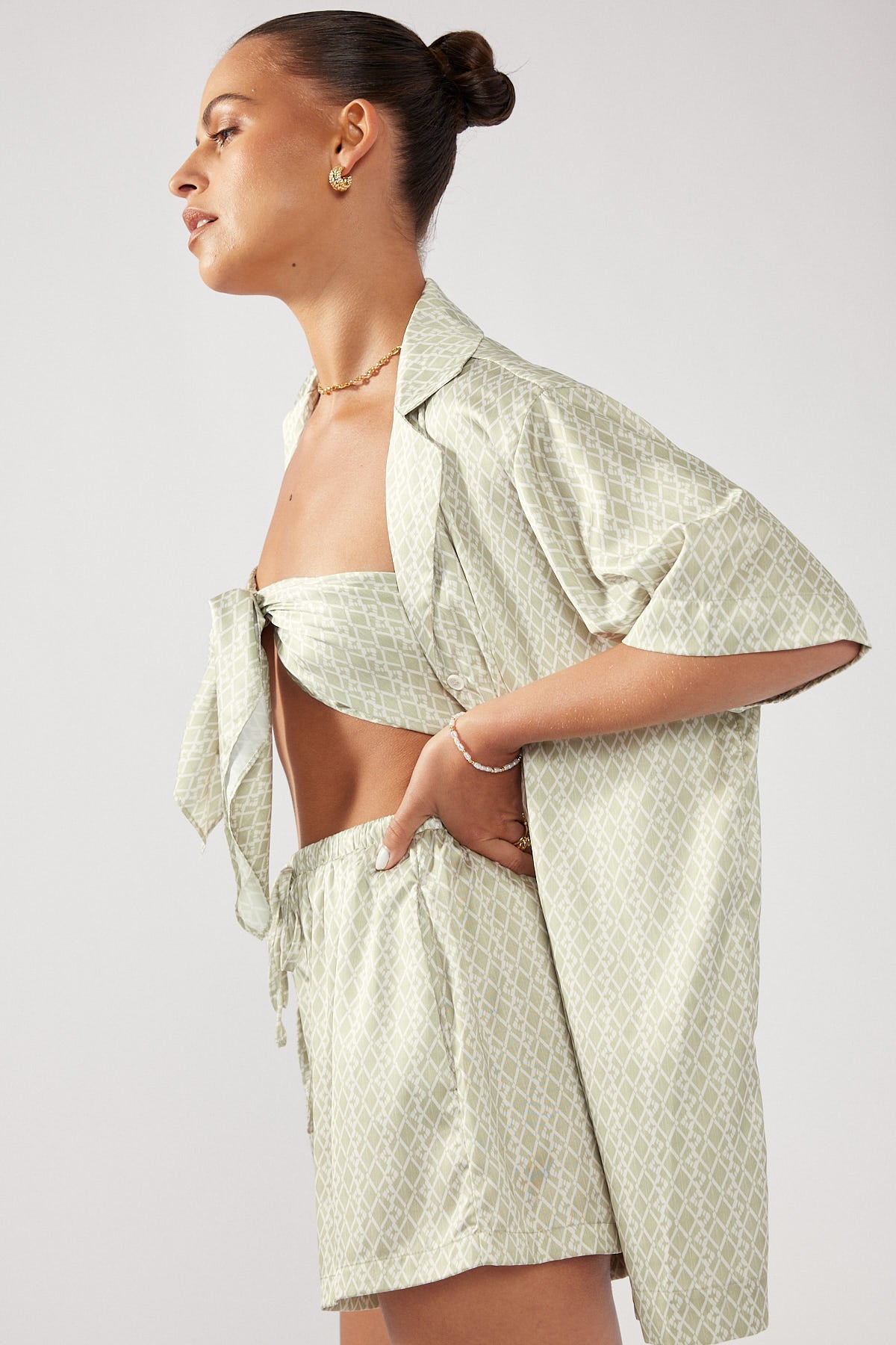 Perfect Stranger Sereno Printed Short Green Print
