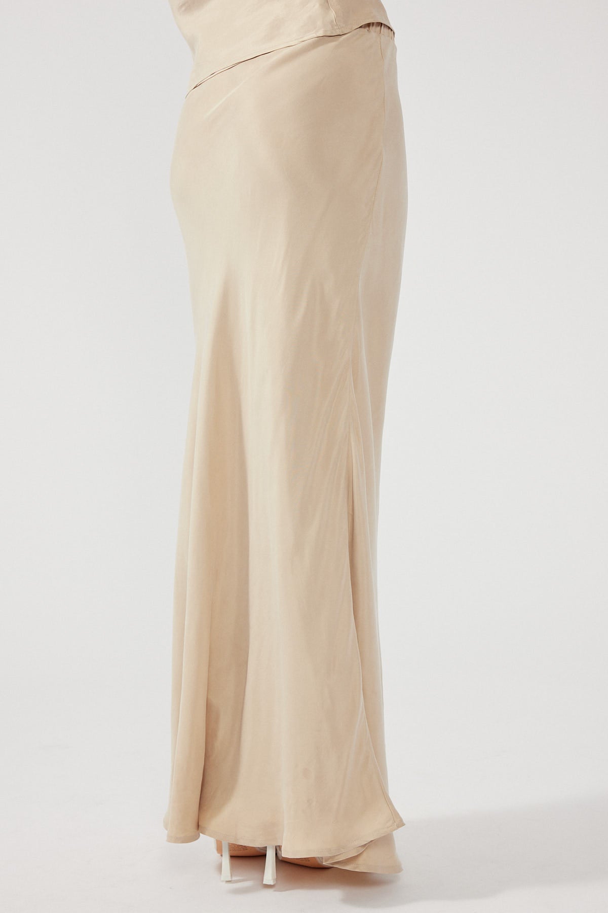 Perfect Stranger Drawcord High Rise Midi Skirt Nude