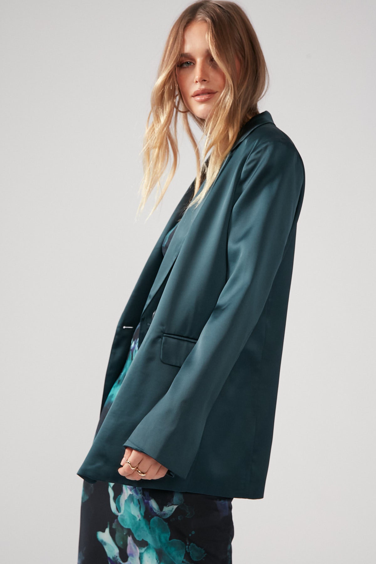 Perfect Stranger Satin Blazer Green