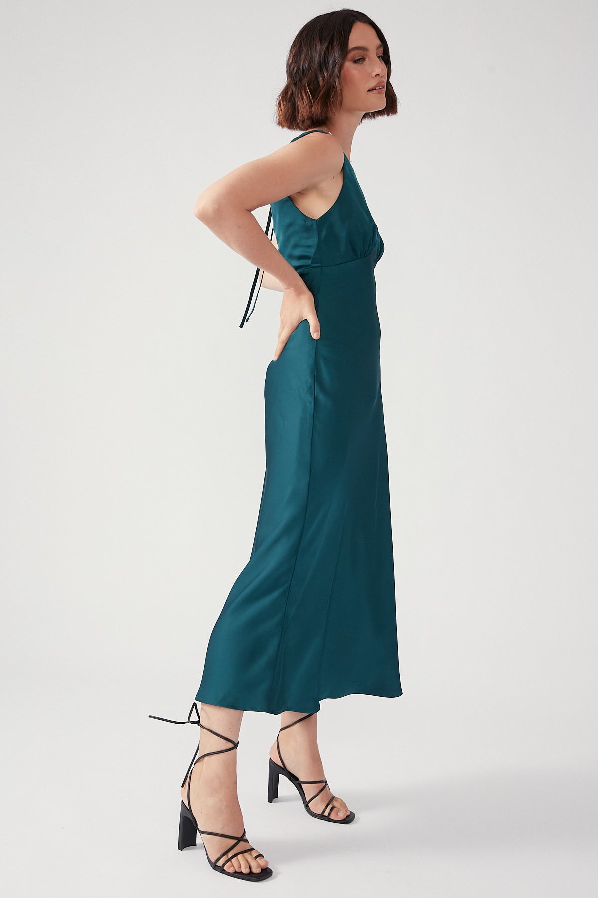 Perfect Stranger Trouble Maker Midi Dress Green