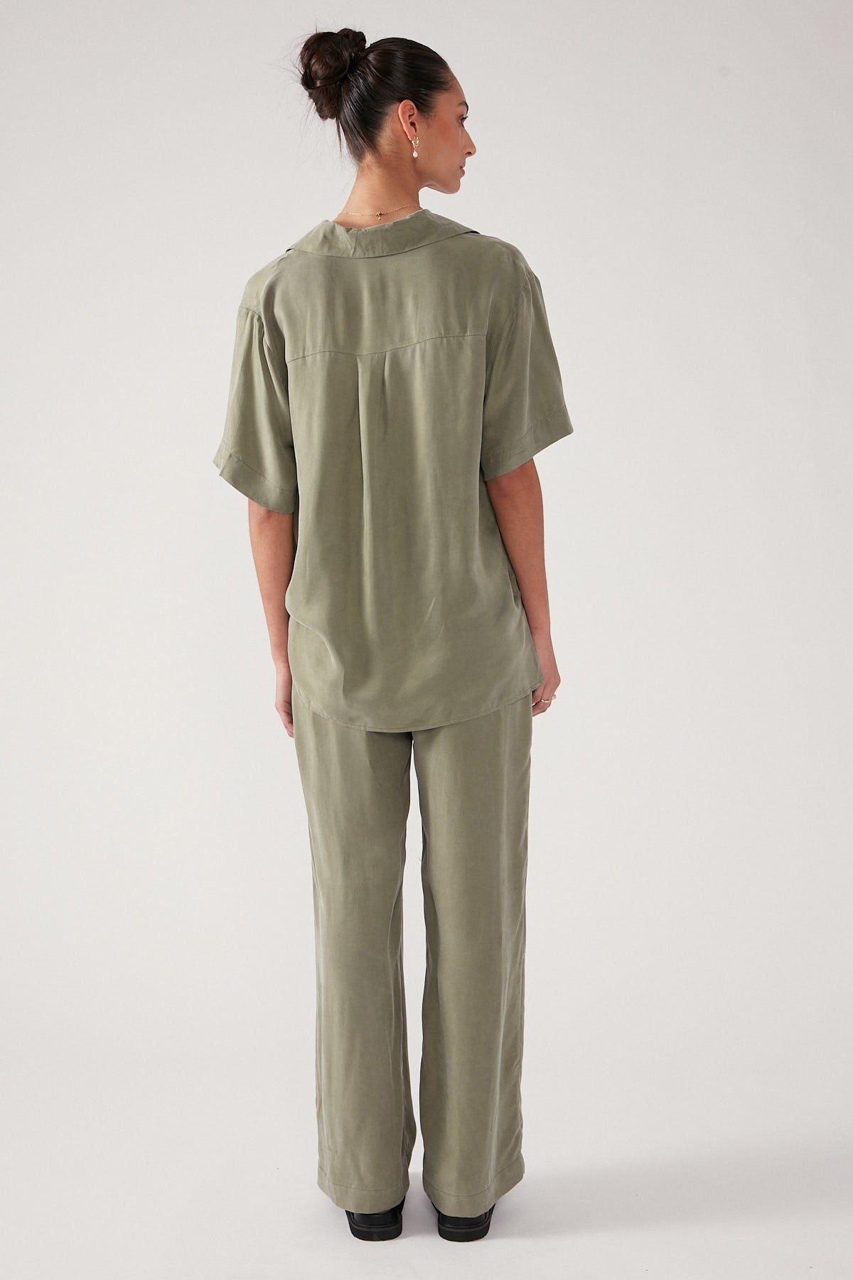 Perfect Stranger Ace Cupro Pant Sage