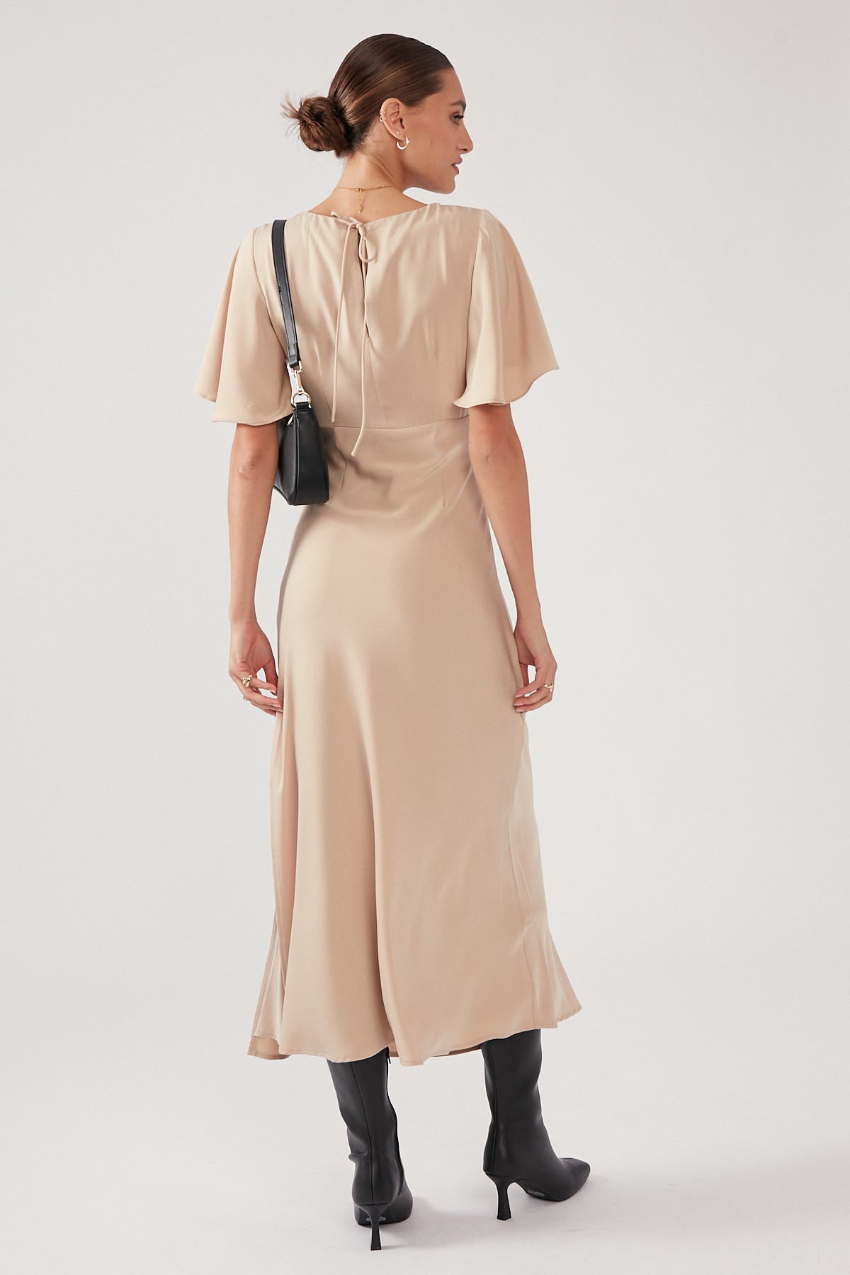 Perfect Stranger Juliet Midi Dress Gold