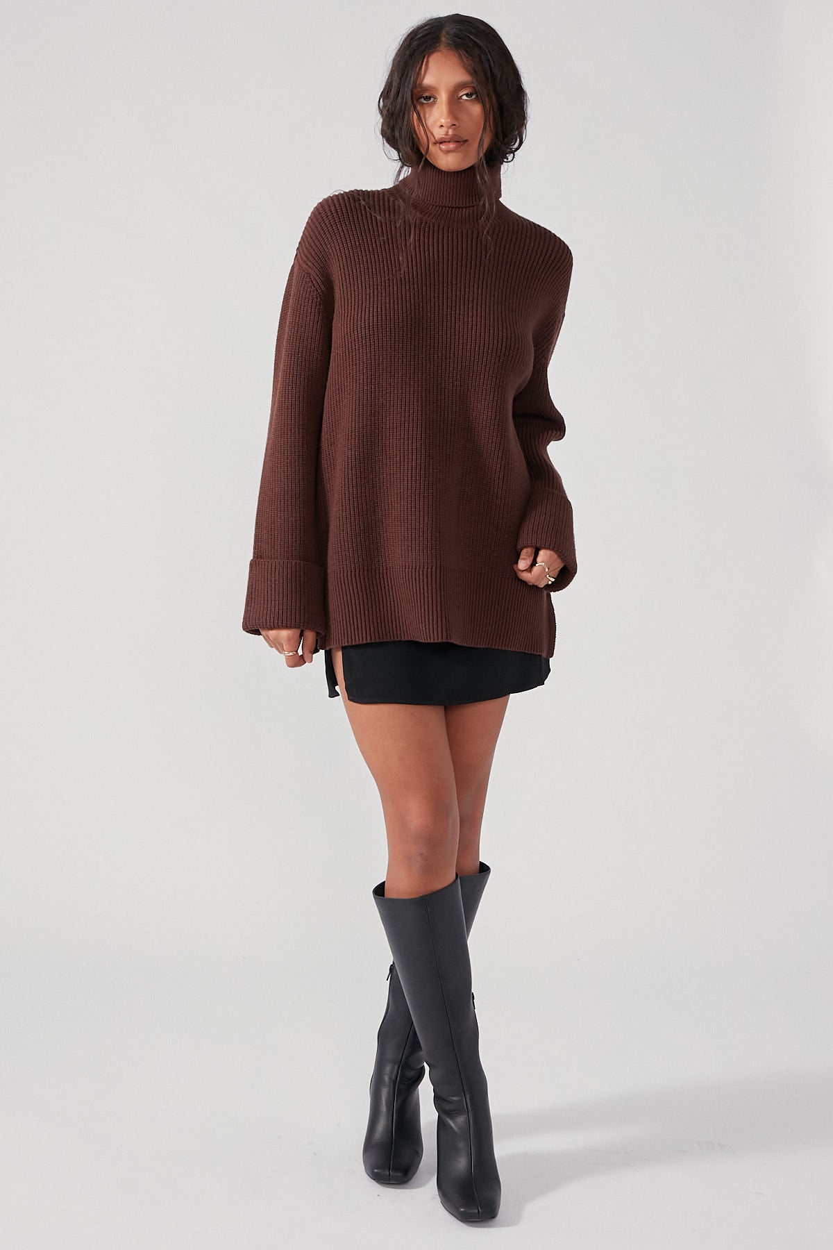 Perfect Stranger Oversized Cuffed Jumper Chocolate
