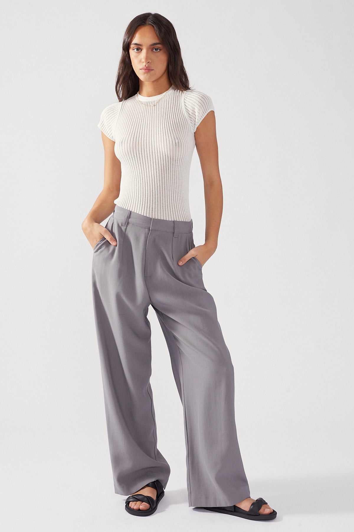 Perfect Stranger Tailored Wide Leg Petite Pant Charcoal