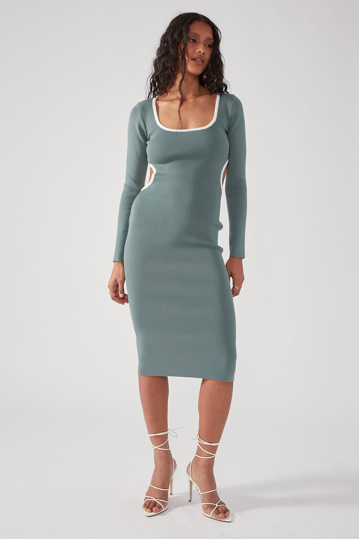 Perfect Stranger Super Moon L/S Knit Midi Dress Green