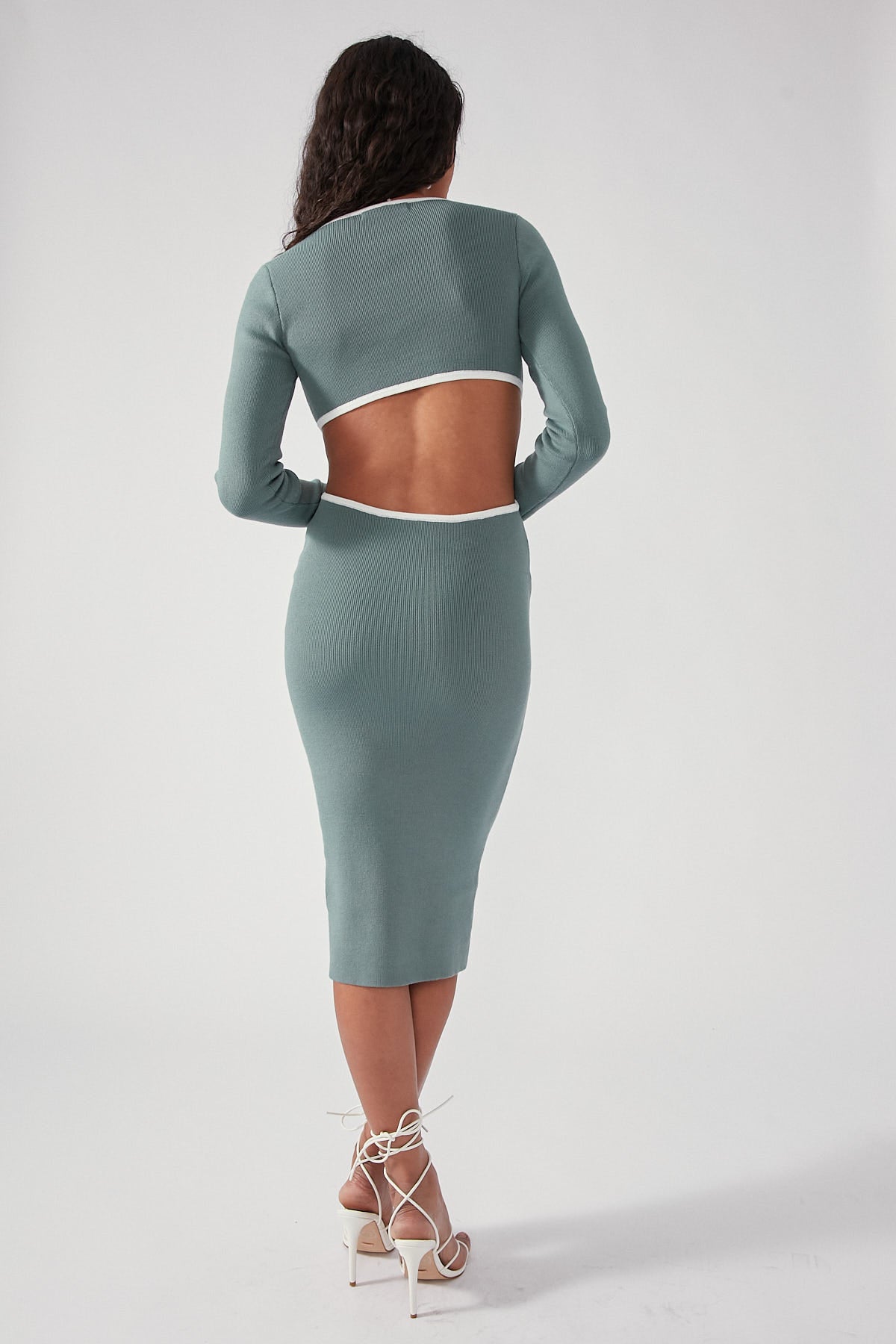 Perfect Stranger Super Moon L/S Knit Midi Dress Green