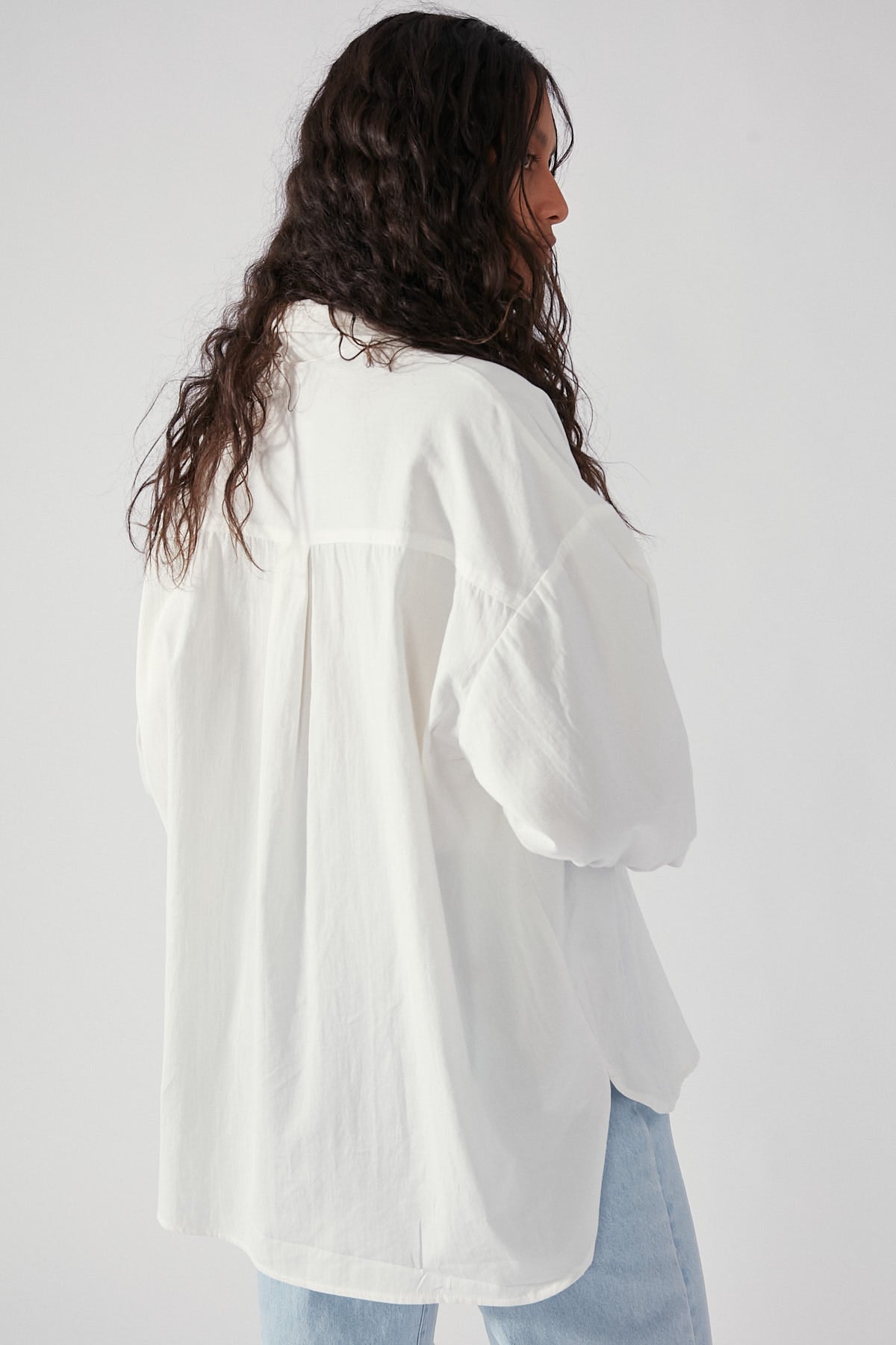 Perfect Stranger Everyday Oversized Staple Shirt White