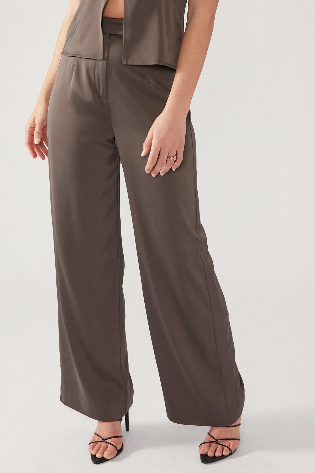 Perfect Stranger Wendy Wide Leg Pant Mushroom