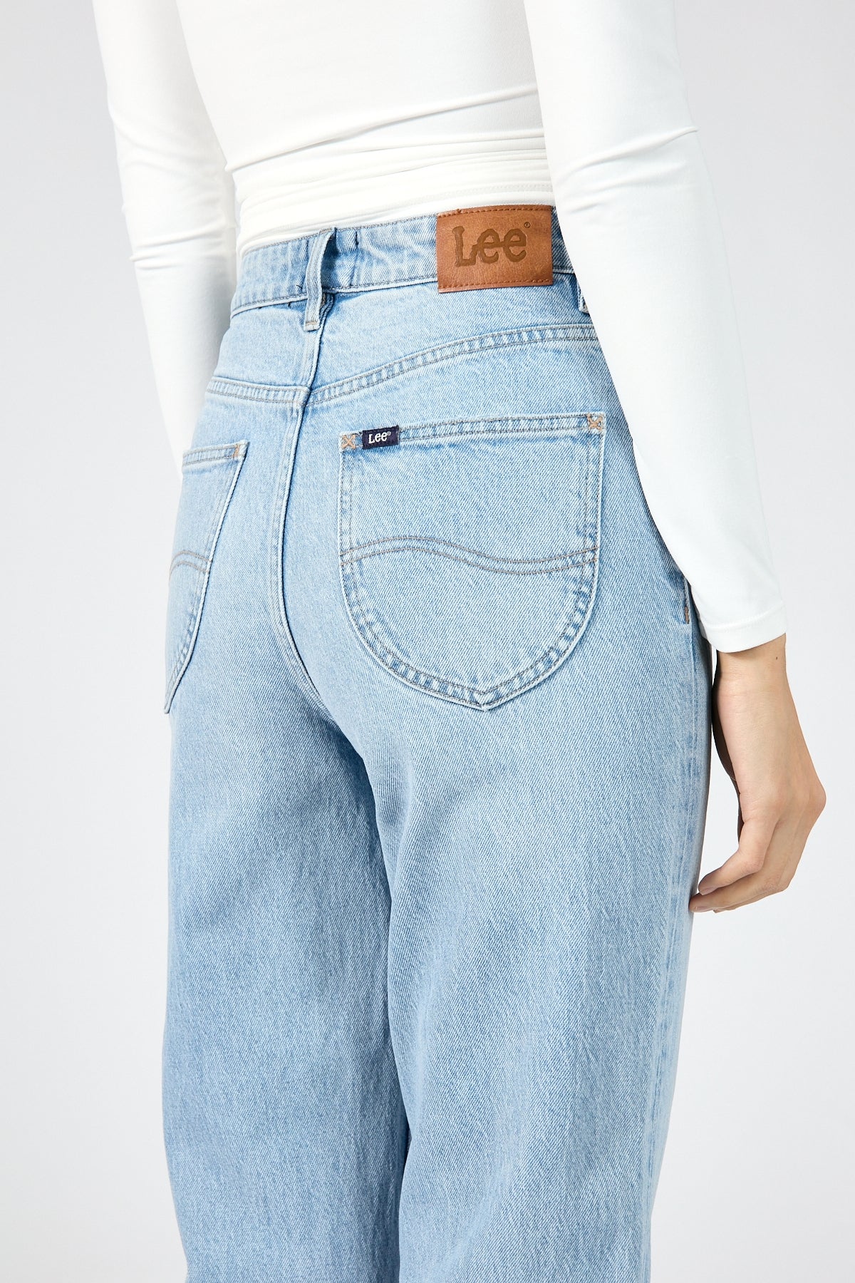 Lee High Straight Crop Astra Fade