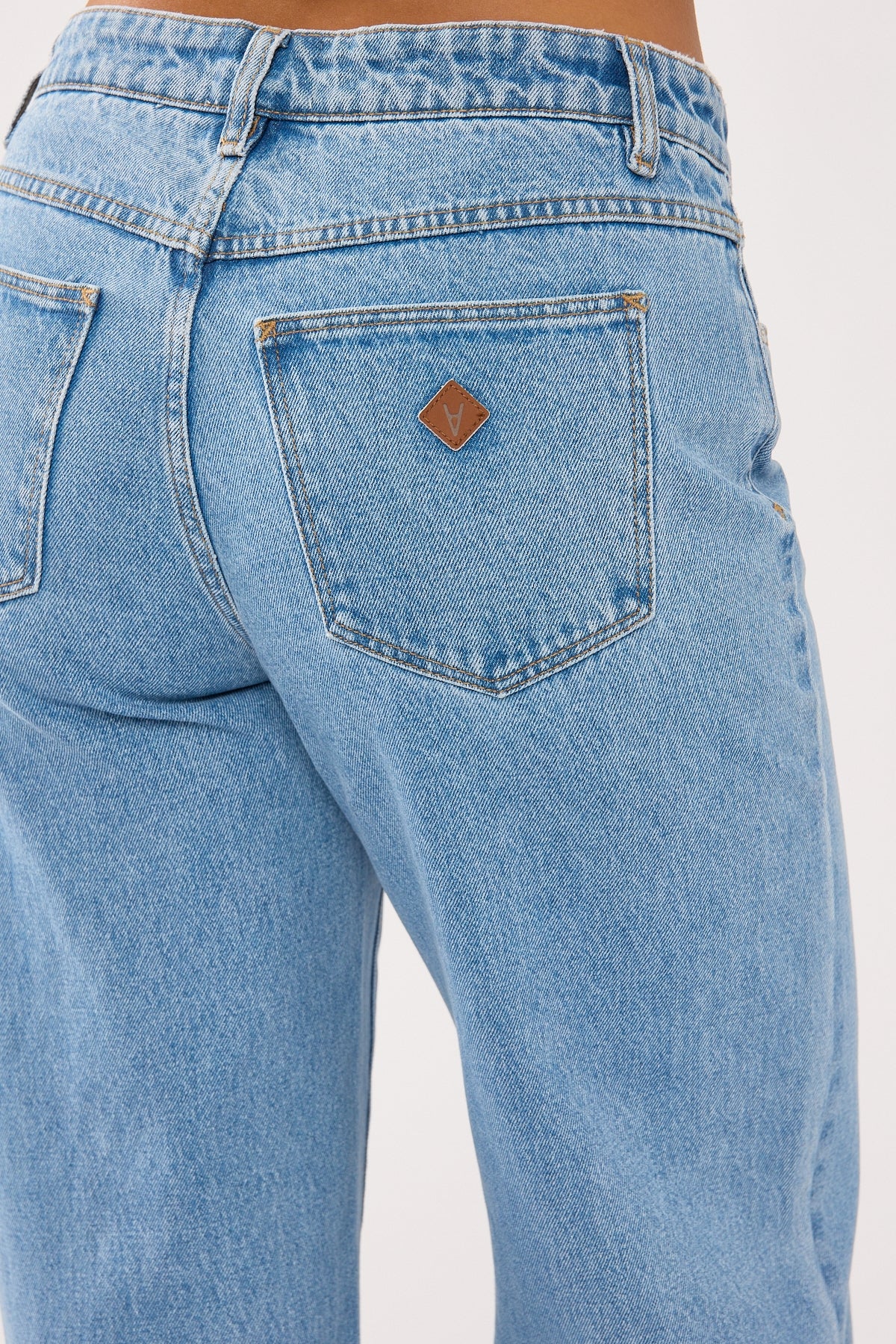 Abrand 99 Low Rise Baggy Jean Gigi