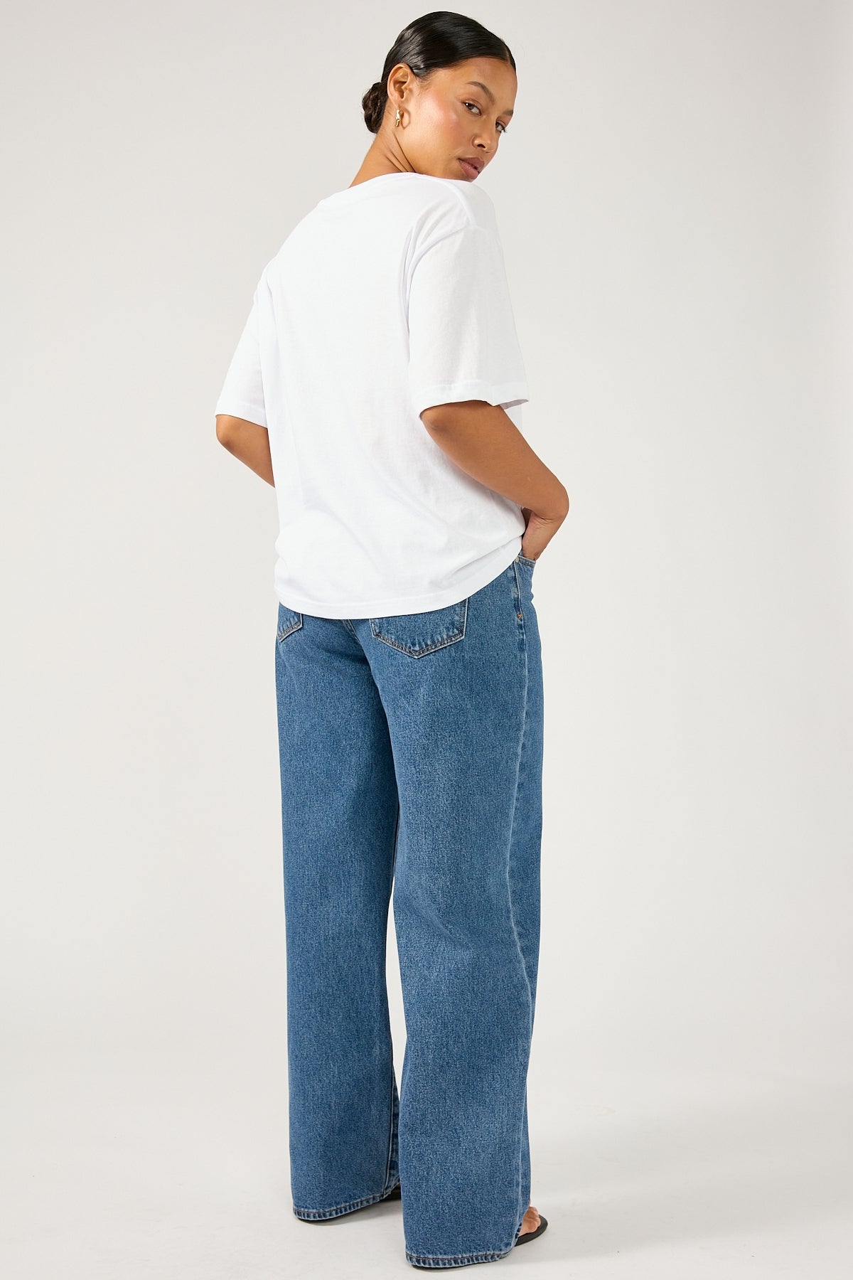 Abrand 95 Mid Rise Baggy Jean Bella