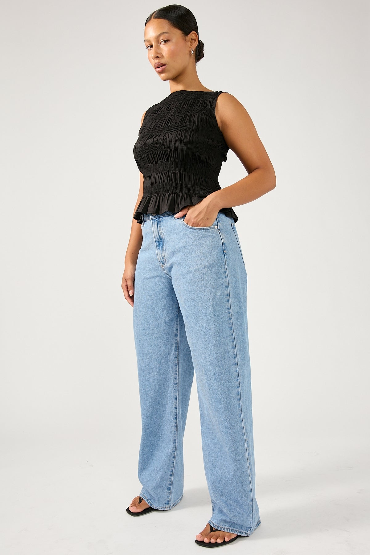 Abrand 95 Mid Rise Baggy Jean Gigi Gigi