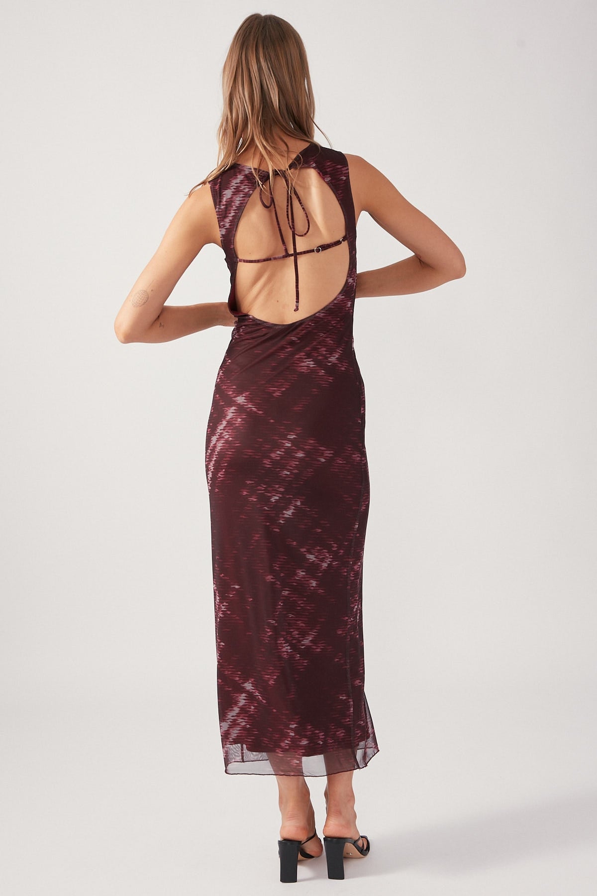 Perfect Stranger Parisian Peony Highneck Maxi Dress Charcoal