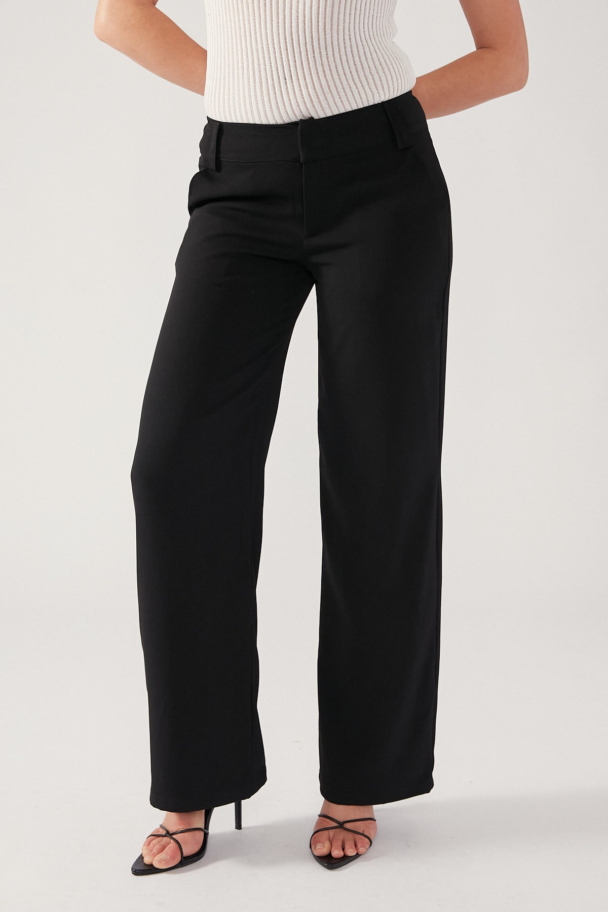 Perfect Stranger Coco Low Rise Pant Black