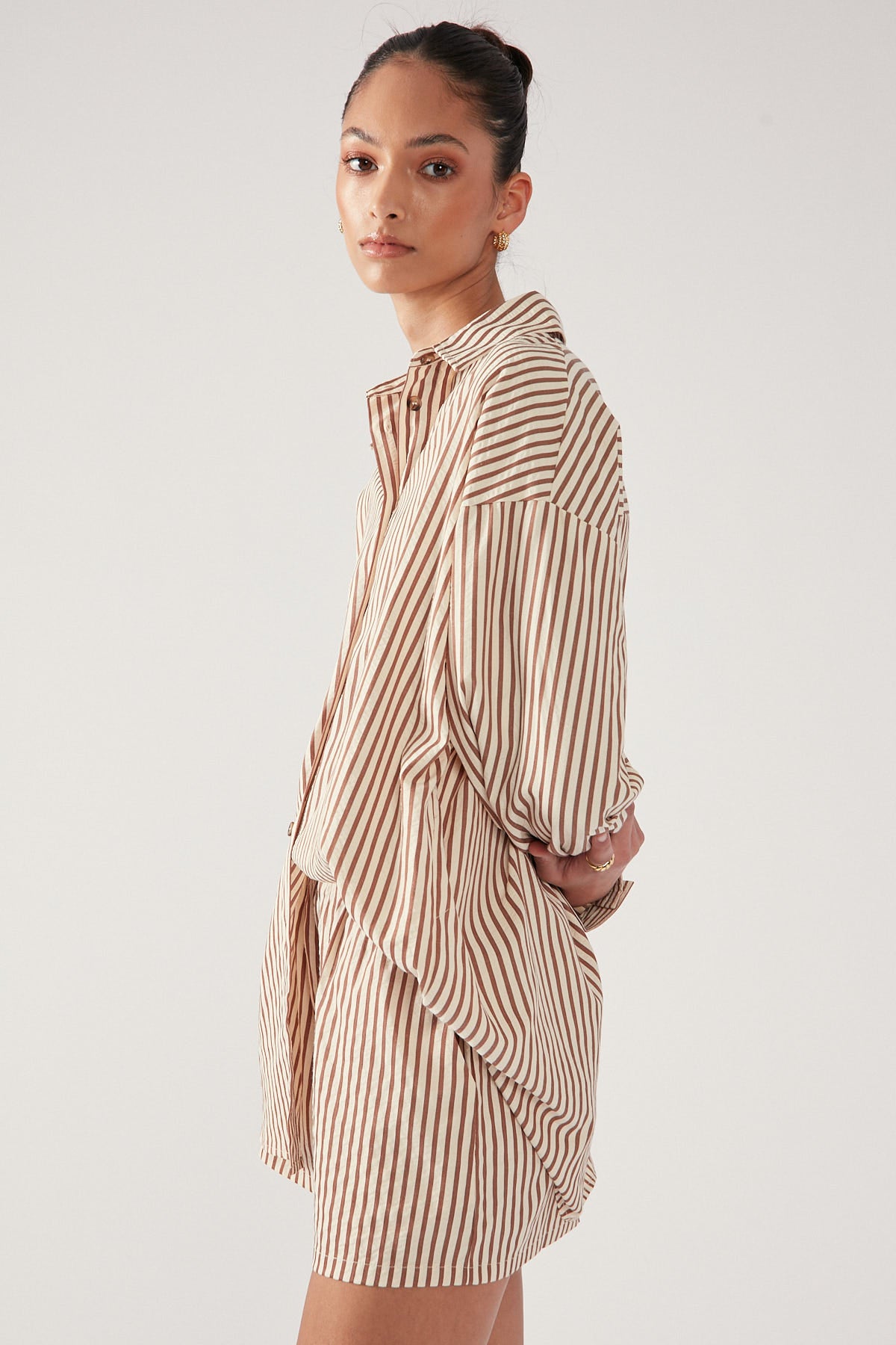 Perfect Stranger Brownie Elastic Waist Striped Short Brown Stripe