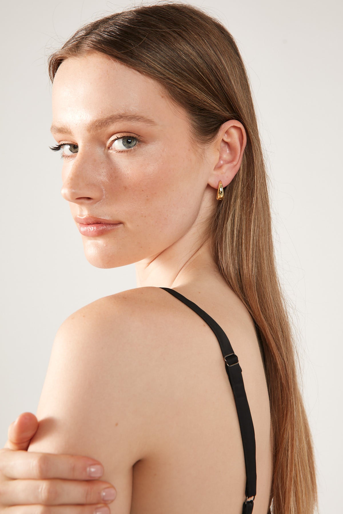 Perfect Stranger Refresh Huggie Earring 2 Pack 18K Gold Plated