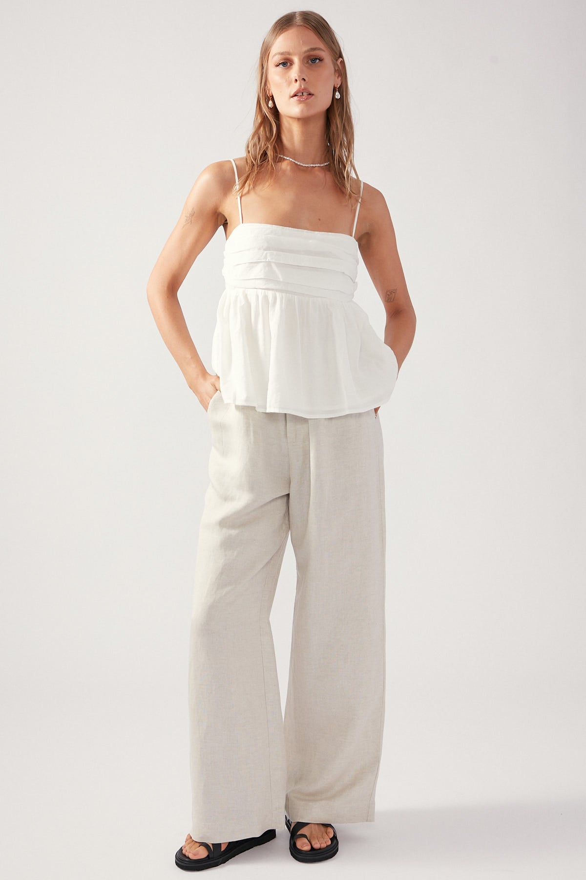 Perfect Stranger TAILORED LINEN PANT Oatmeal