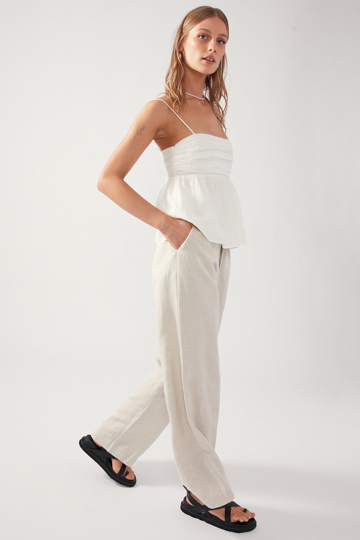 Perfect Stranger TAILORED LINEN PANT Oatmeal