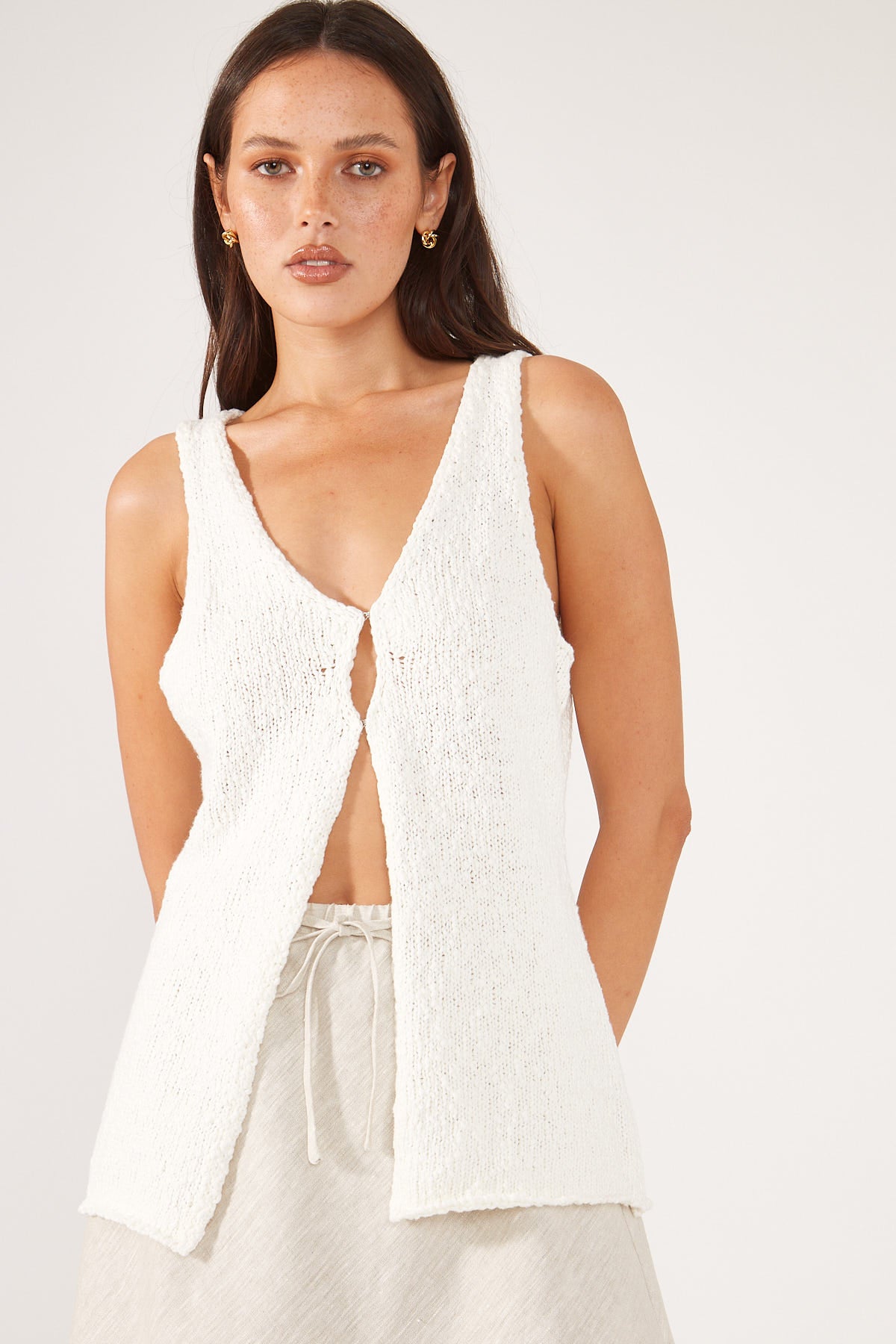 Perfect Stranger Tobago Knitted Vest White