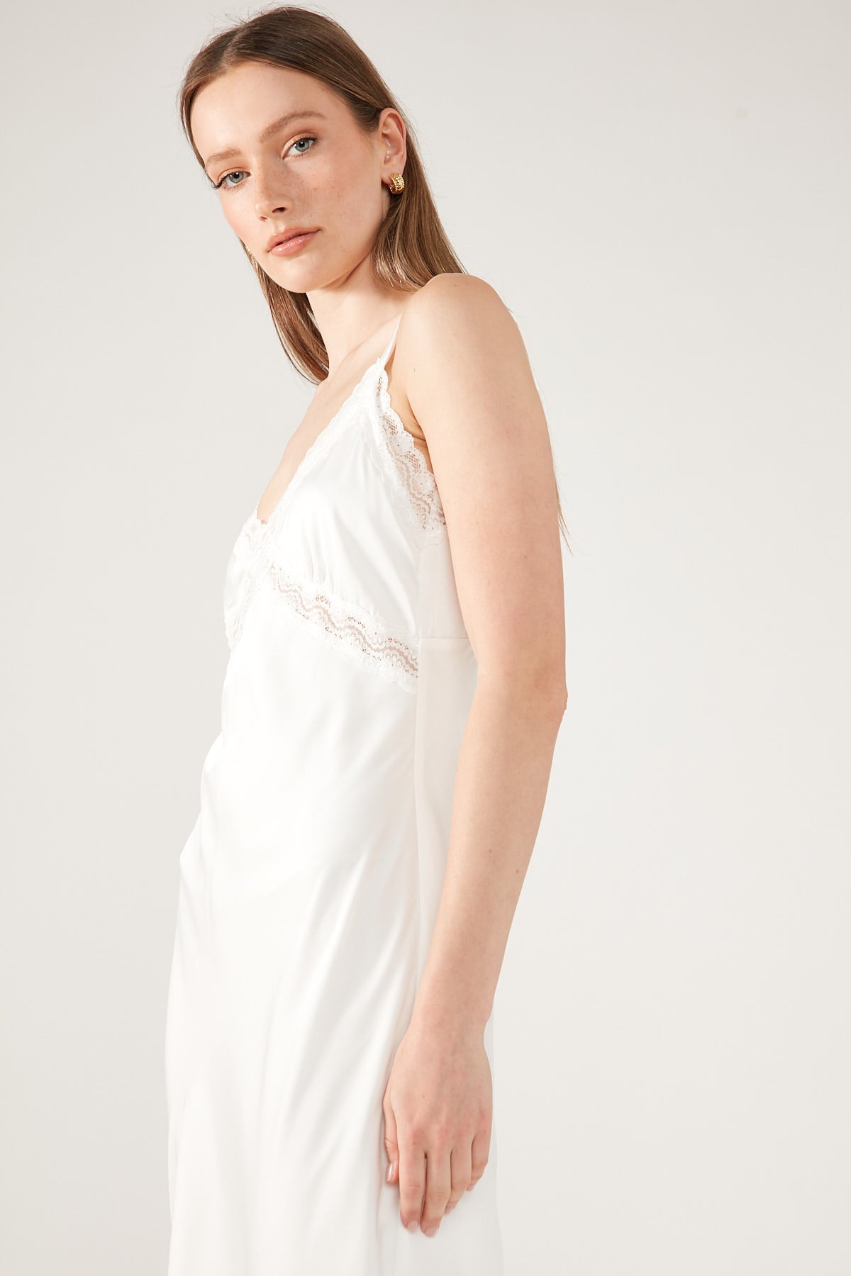 Perfect Stranger Lennie Lace Midi Dress White White